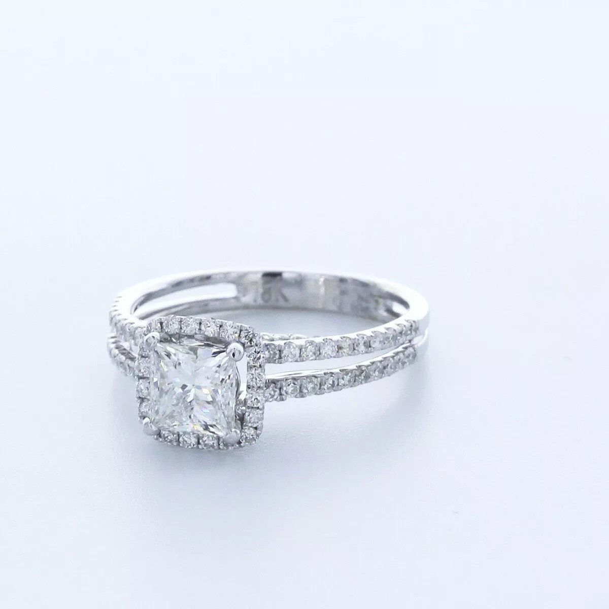 18K White Gold Engagement Ring Halo 1.60 Carat Princess Lab-Grown Diamond E SI1