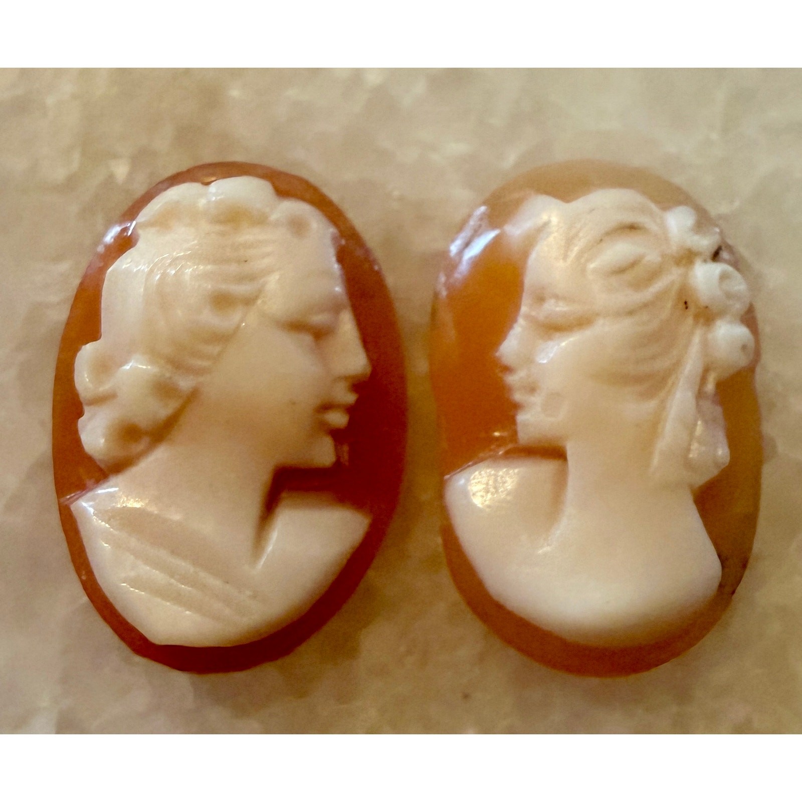 Vintage Hand Carved Shell Cameo Pair 16x12mm Left Right Facing Loose Cabochons