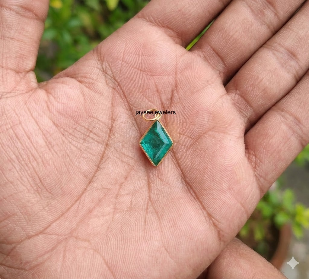 925 Sterling Silver Emerald Unique Antique Shape Jewelry Gift For Mother’s Day