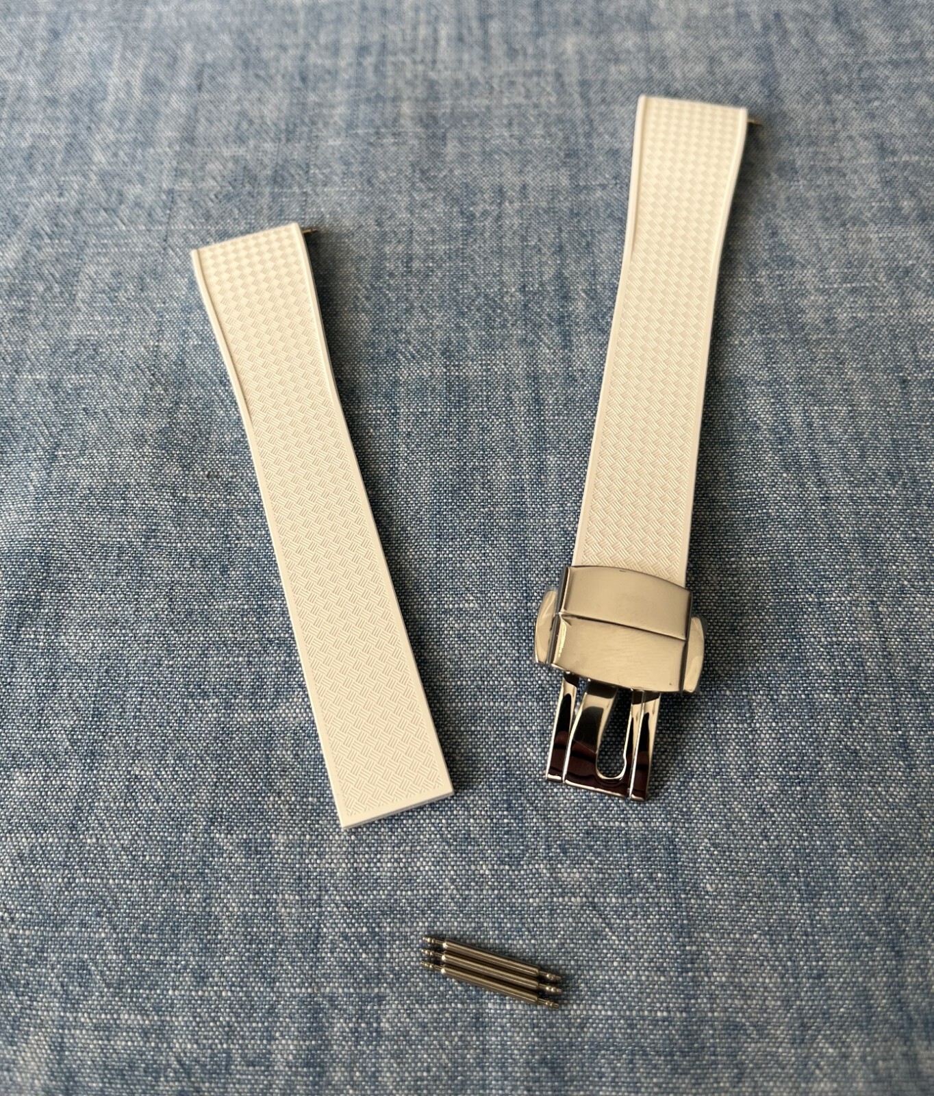 Wiscasset Watch – Premium FKM Cut to Size Watch Straps – 7 Colors