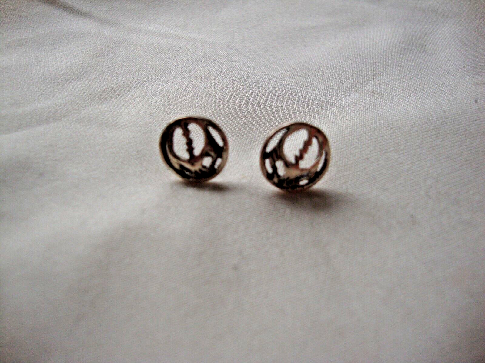 VTG STERLING SILVER STAMP 925 GRATEFUL DEAD SKULL & LIGHTNING BOLT STUD EARRINGS