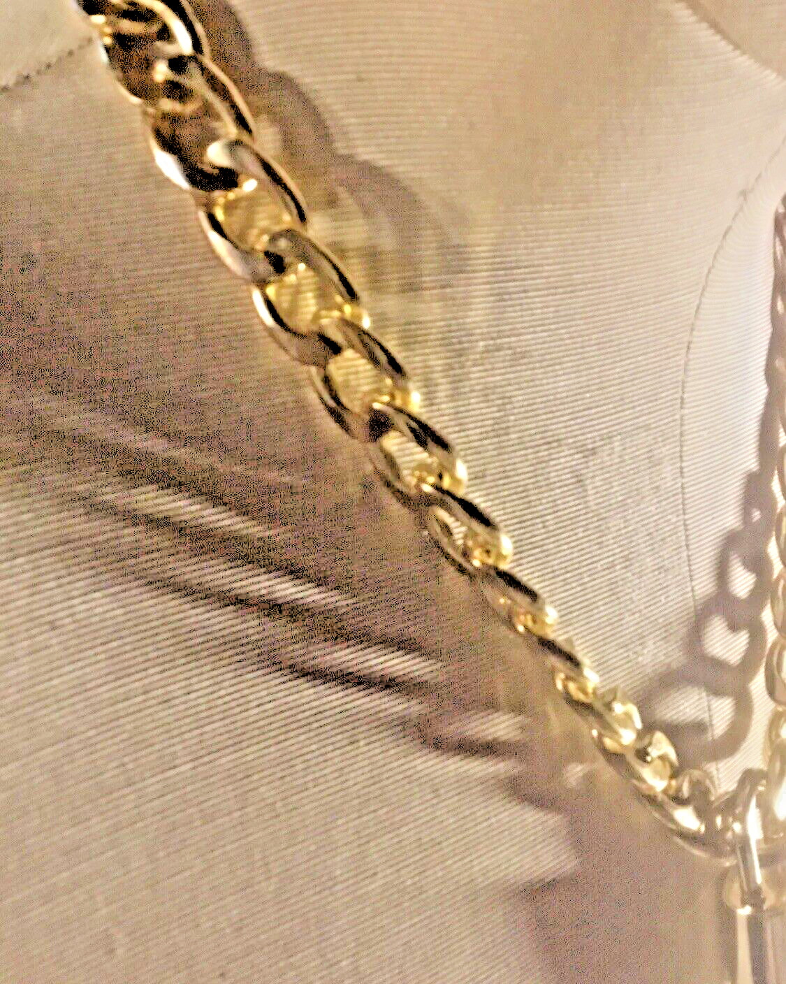 Basic Brothers Lock Heavy Chain Chunky Lock Chain 18 Inches Heavy “Bros”