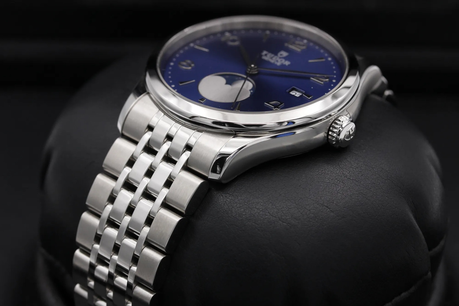 Tudor 1926 Luna M91560-0002