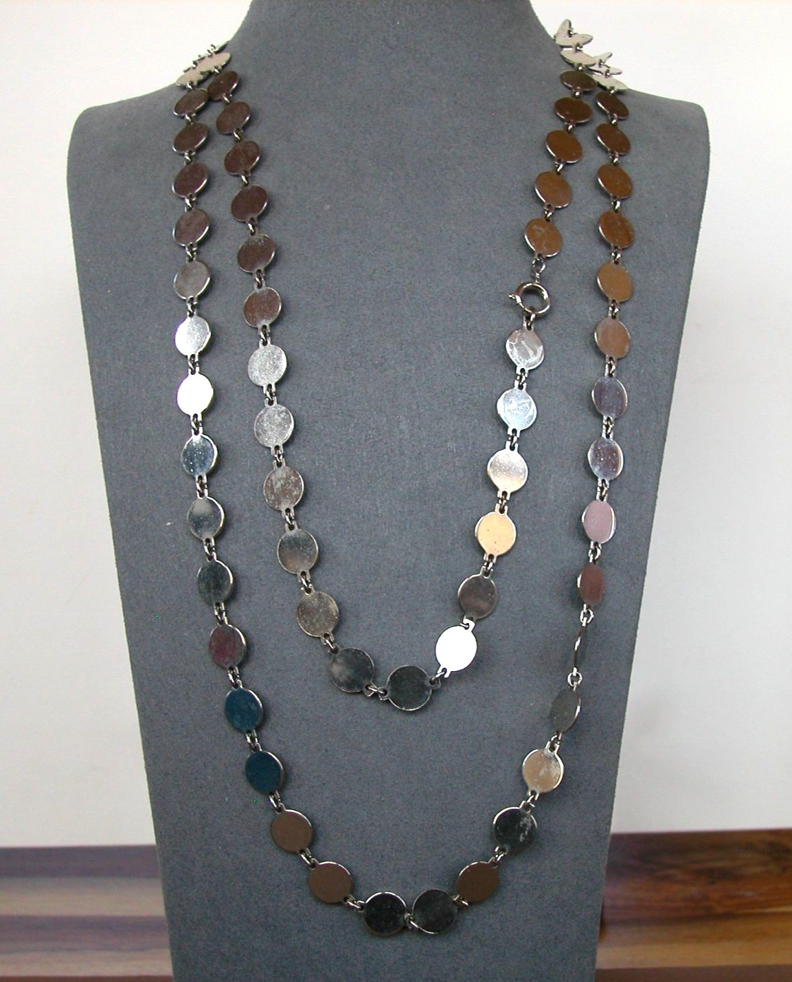 Vintage Silver-Tone Disc Chain Necklace