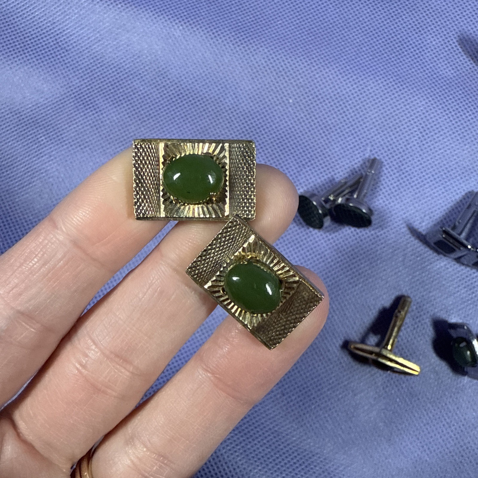Huge Lot Of Vintage Cufflinks Blue, Green And Red And Many More Color Varia L4