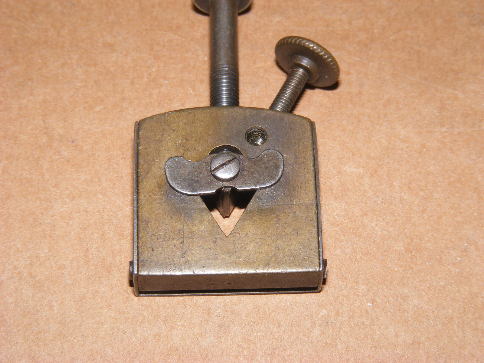 Watchmaker’s/Jeweler’s Specialty V Groove Hand Pin Vise Handle