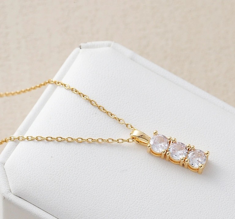 5 Pcs Pendant Necklace Set for Women