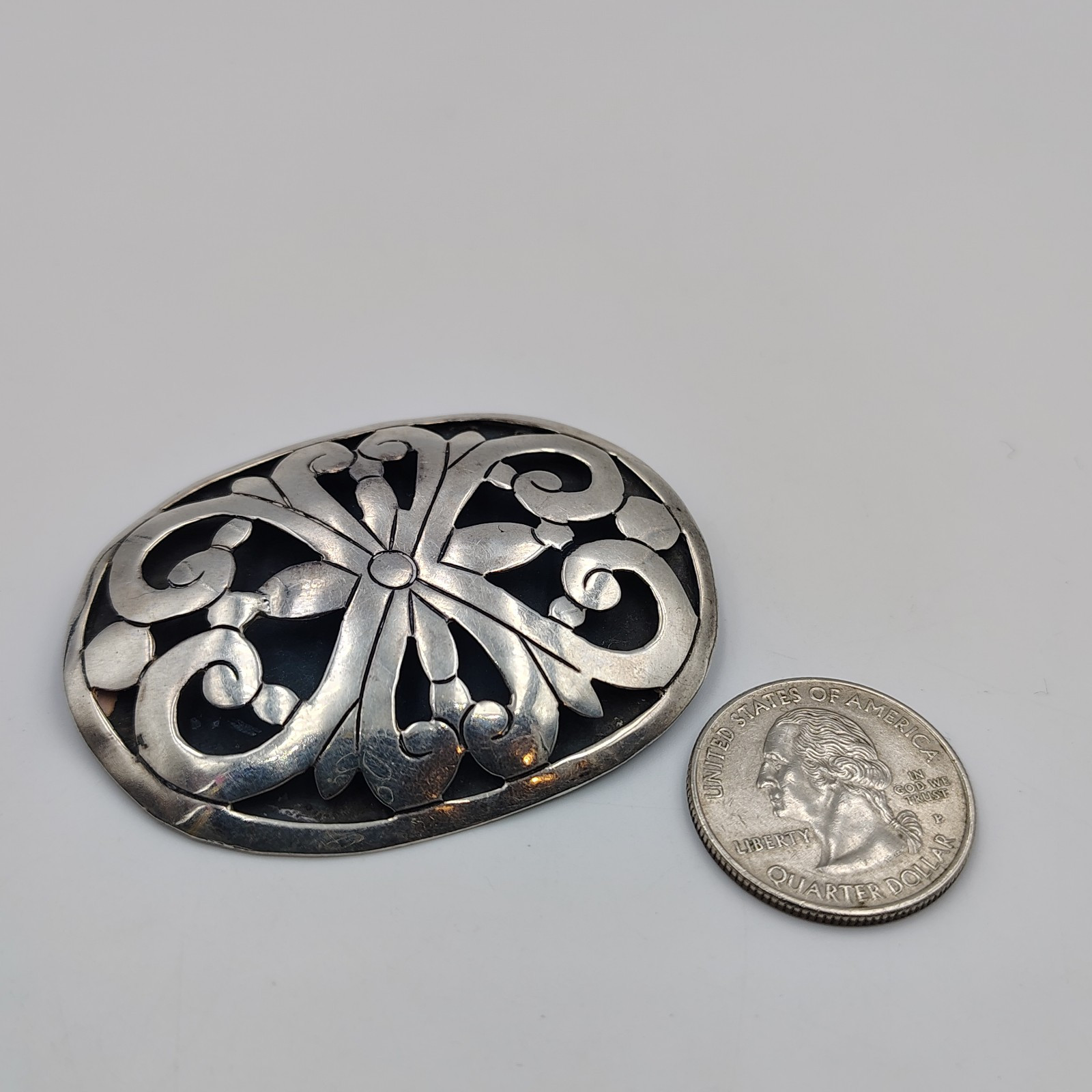 Vintage EM Cuernavaca MOR Mexico Taxco Sterling Silver 925 Oval Brooch Pin