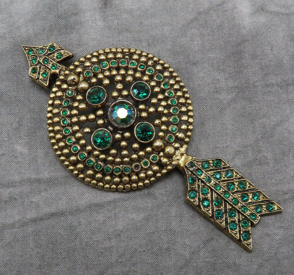 Antique Rhinestone Brooch Arrow Emerald Green Crystal 3.75 in OOAK Vintage 263f