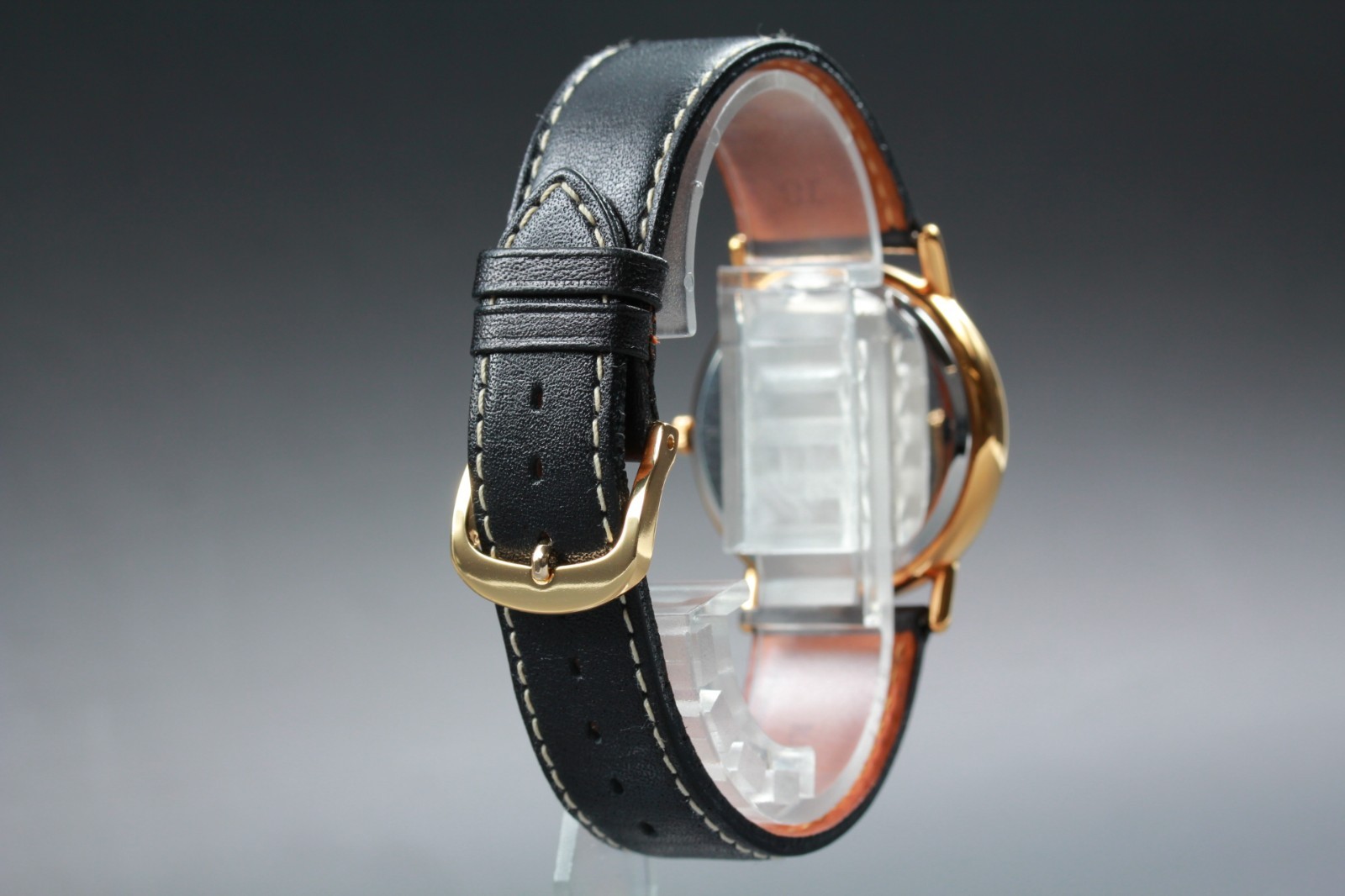 [NEAR MINT] Vintage Pierre Lannier Dog Motif Shell Dial Men’s Quartz Watch JAPAN