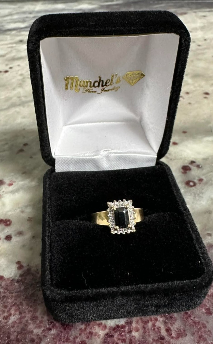 14k Yellow Gold Ring with Natural Deep Blue Sapphire & Diamonds, Women’s Size 6