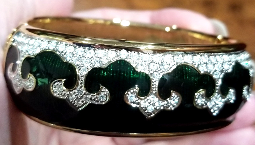 Bejeweled cuff bracelet with Green enamel and Gold tone metal Mint condition