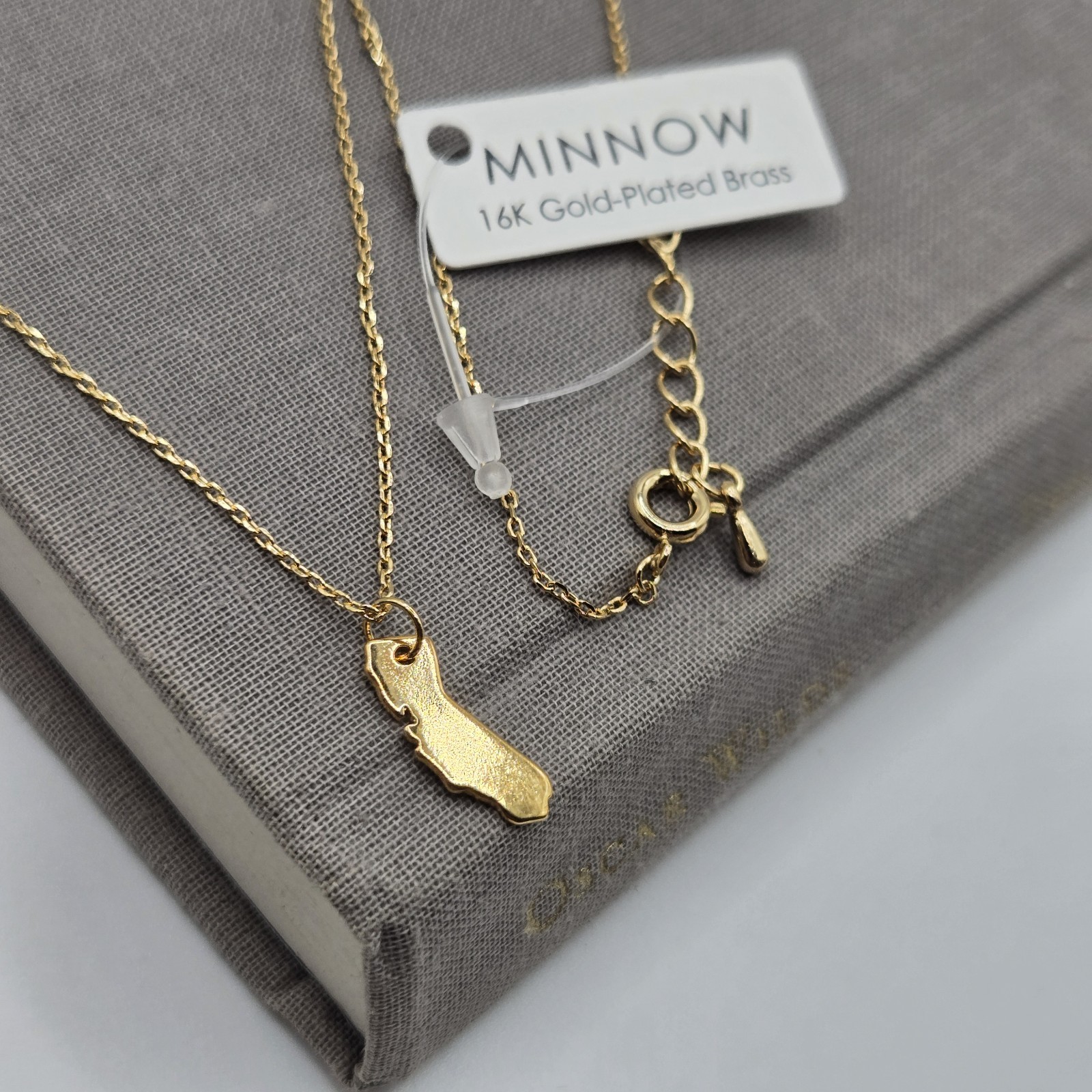 Gold Dainty Chain California State Charm Necklace 16K Gold Plated Boutique Brand