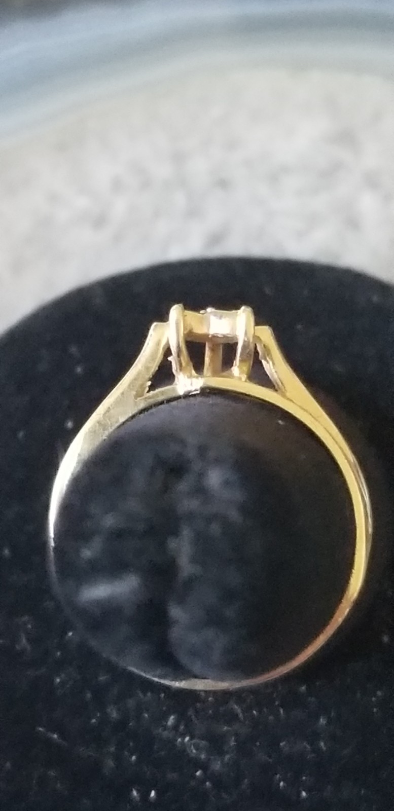 10K Solid Yellow Gold Diamond Heart Ring Size 7 1.95g