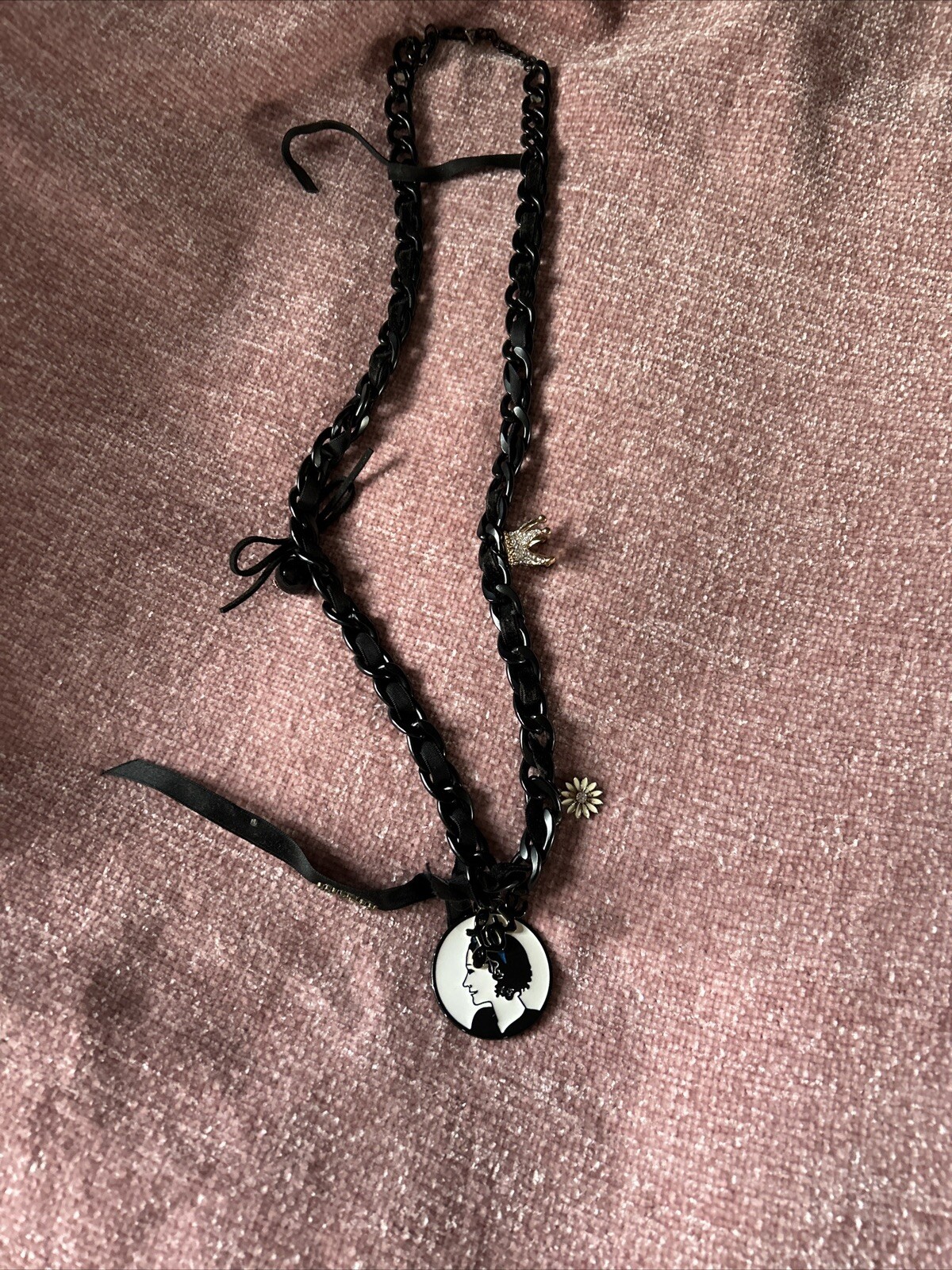 decorative black chain, length 48 cm