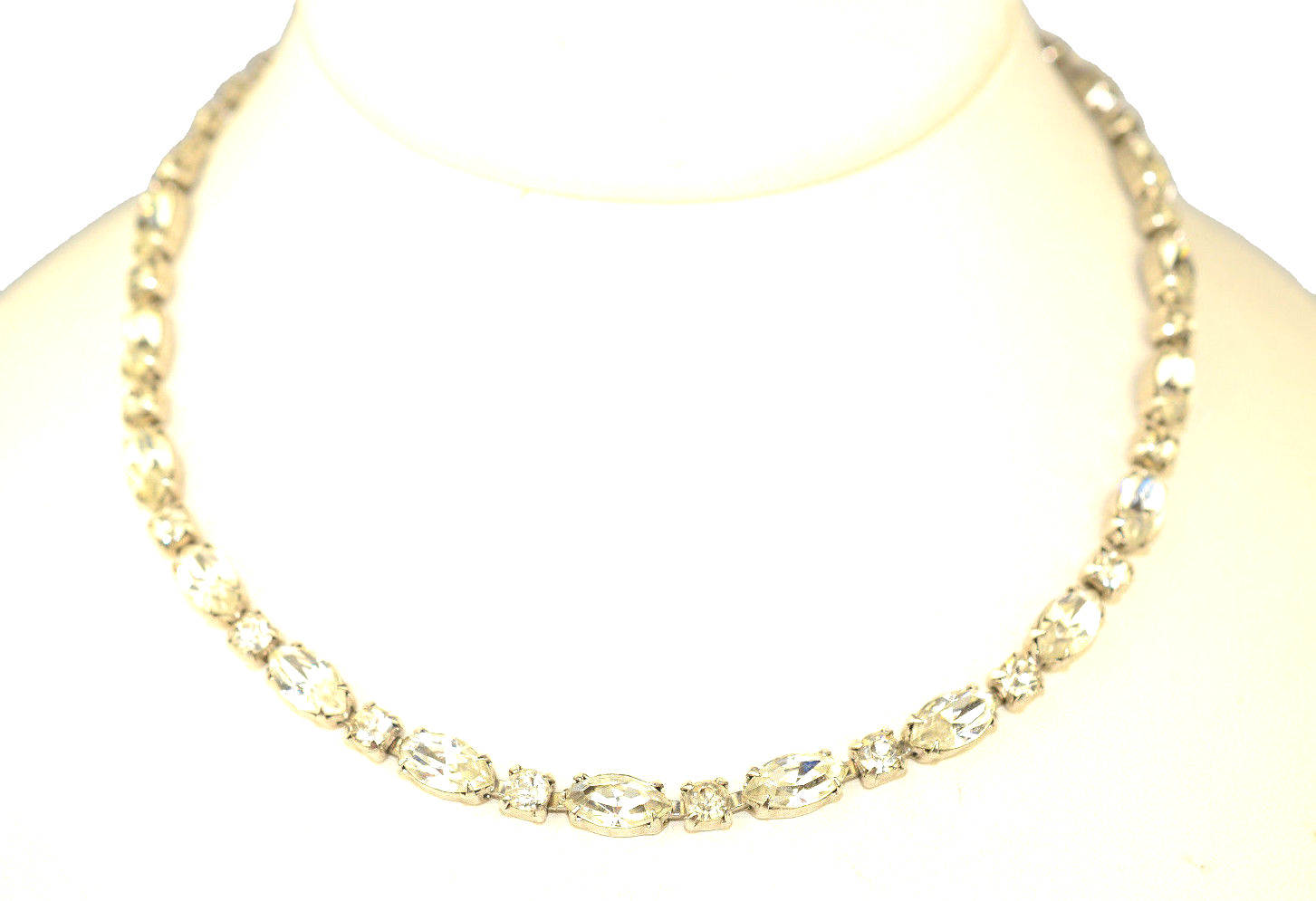 VINTAGE MARQUISE & ROUND RHINESTONE CHOKER NECKLACE ADJ. 12 – 14 7/8 INCHES LONG