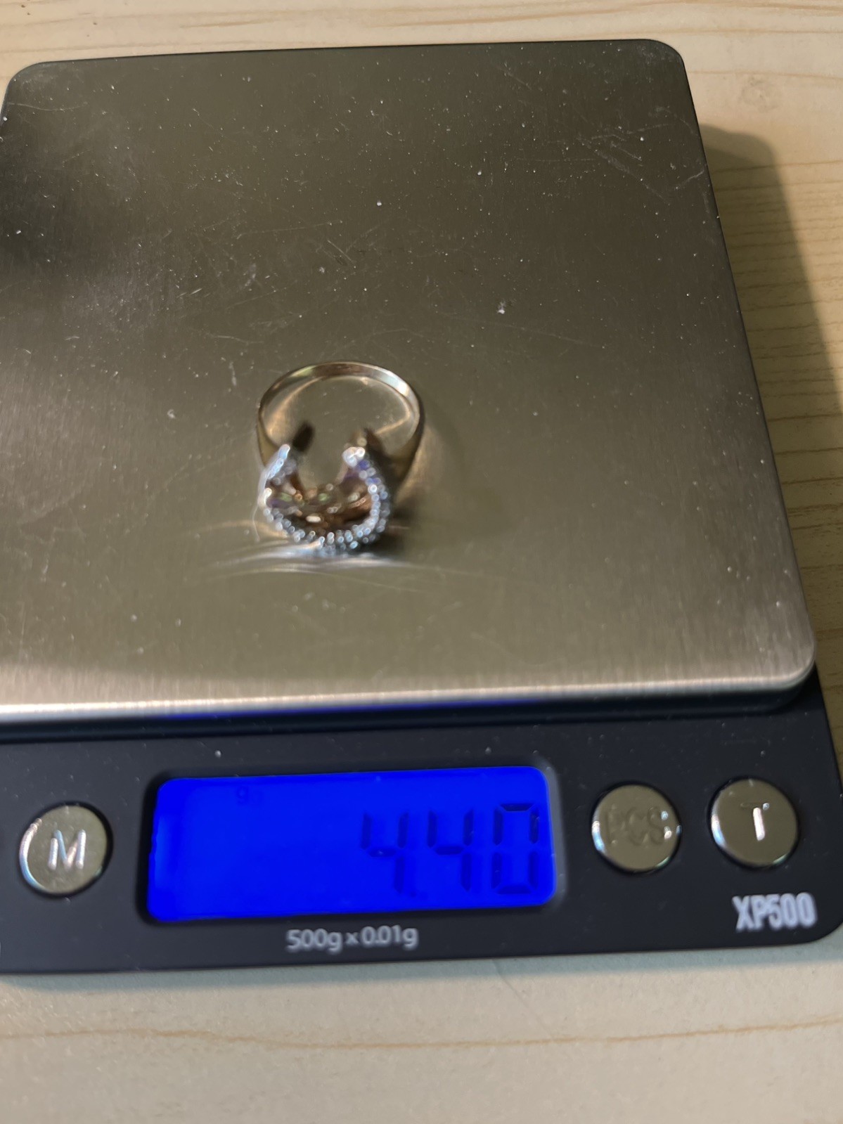 14K Yellow Gold Diamond Horse and Horseshoe Ring .12ctw Weight is 4.40 grams