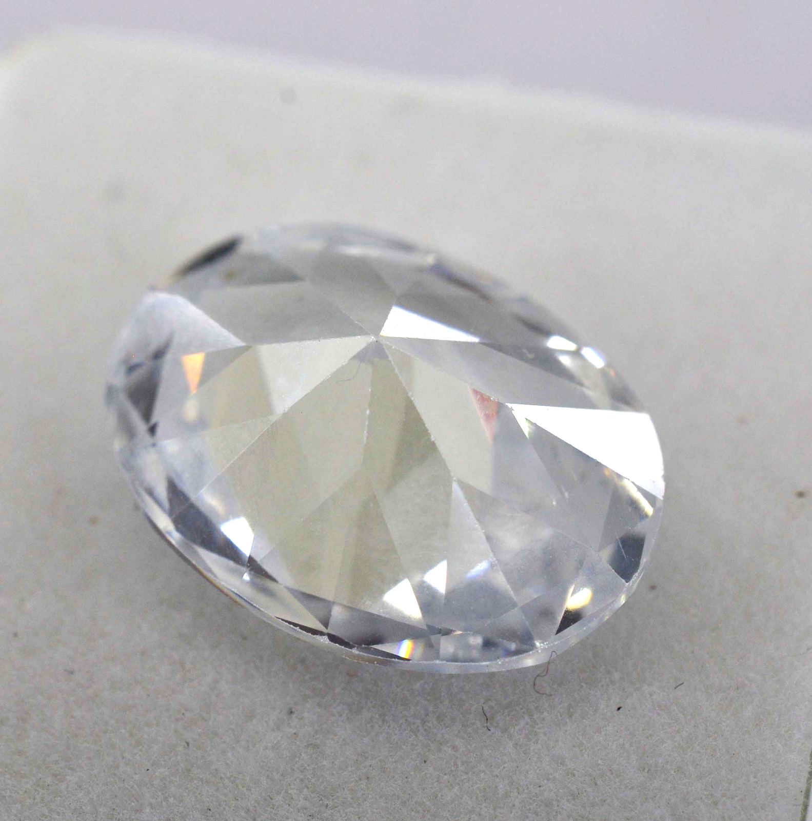 Natural White Zircon Oval Cut 15 Ct Cambodian GIE Certified Loose Gemstone