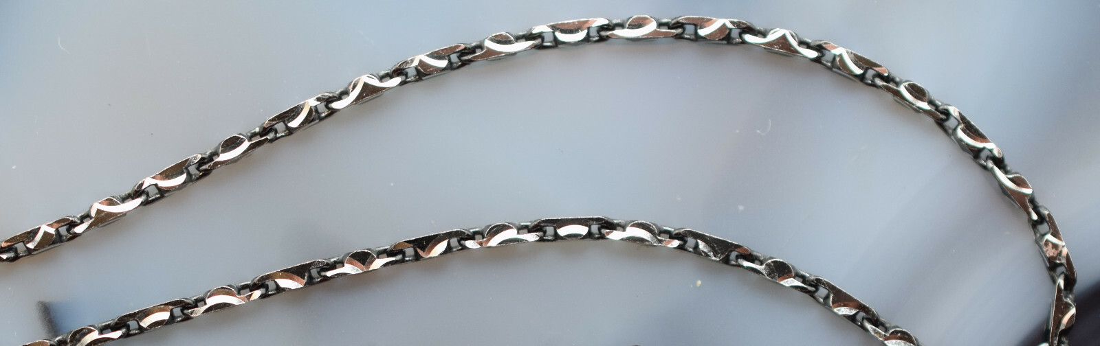 Ruthenium Diamond Cut Square Baht 1.8mm Chain 16″ and 18″