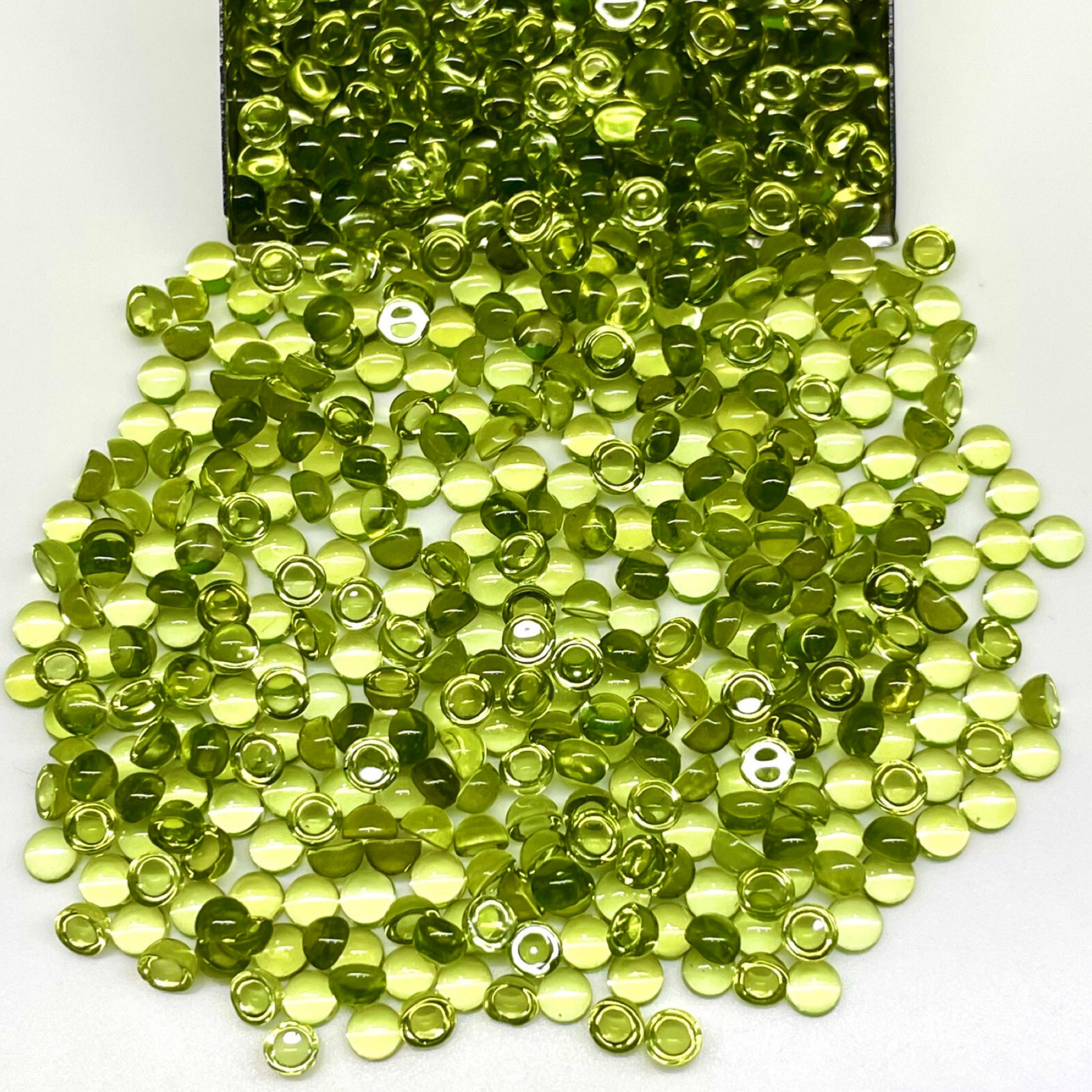 200 Pcs Natural Peridot 3mm Round Cabochon Loose Untreated Gemstones Lot
