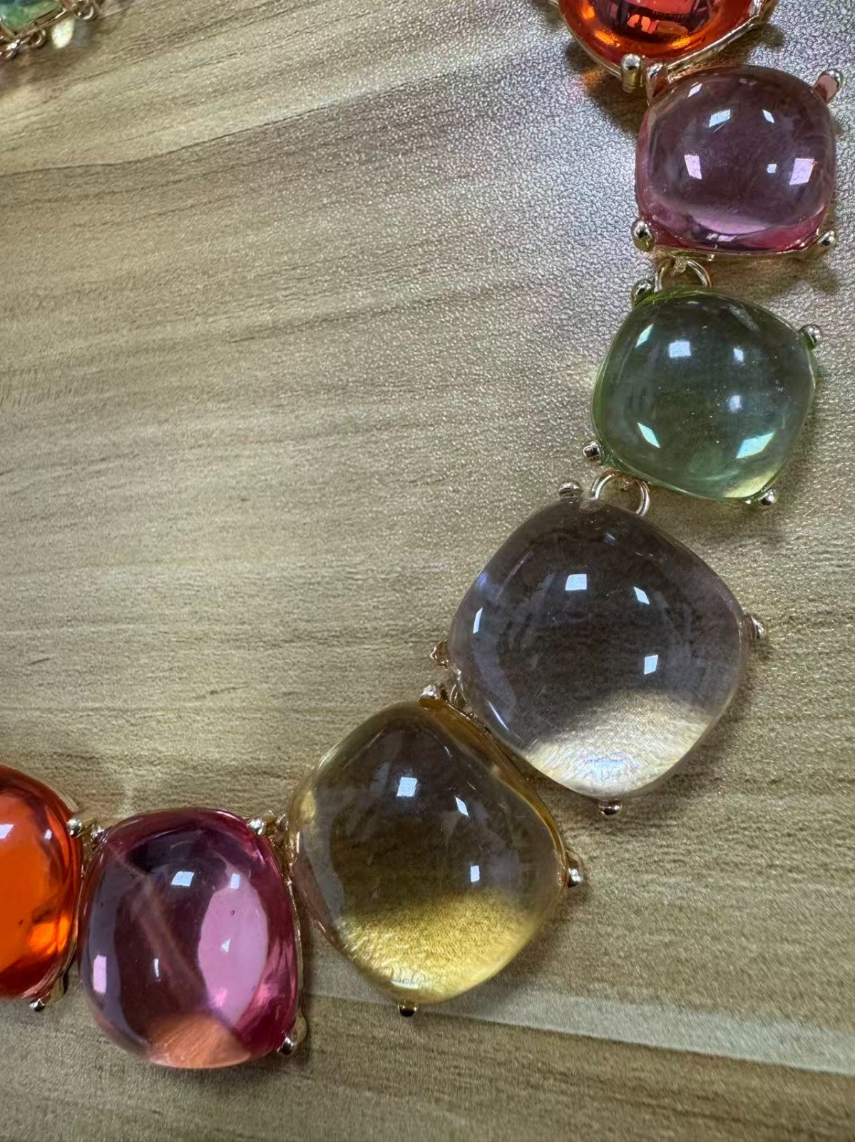 Women’s Color-Block Candy-Style Necklace