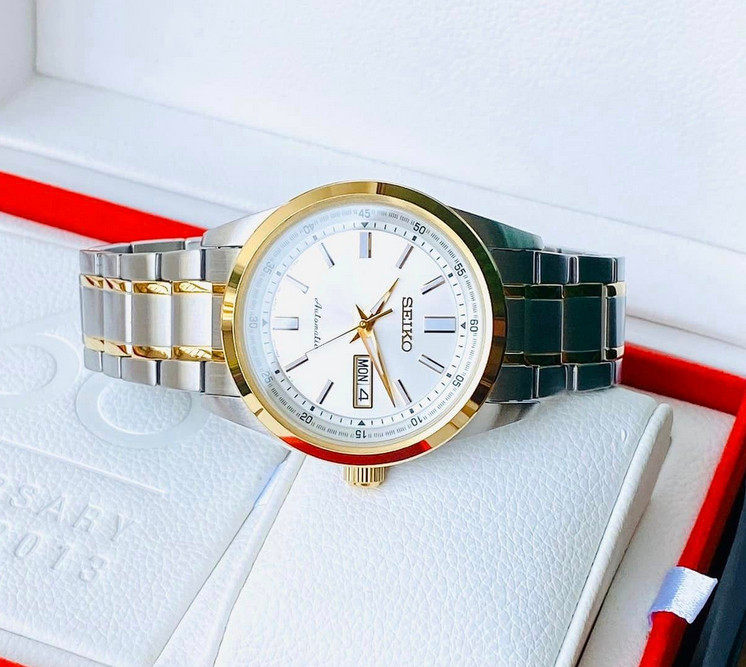 Seiko SARV004 Automatic White Dial Date Day Indicator Men’s Watch
