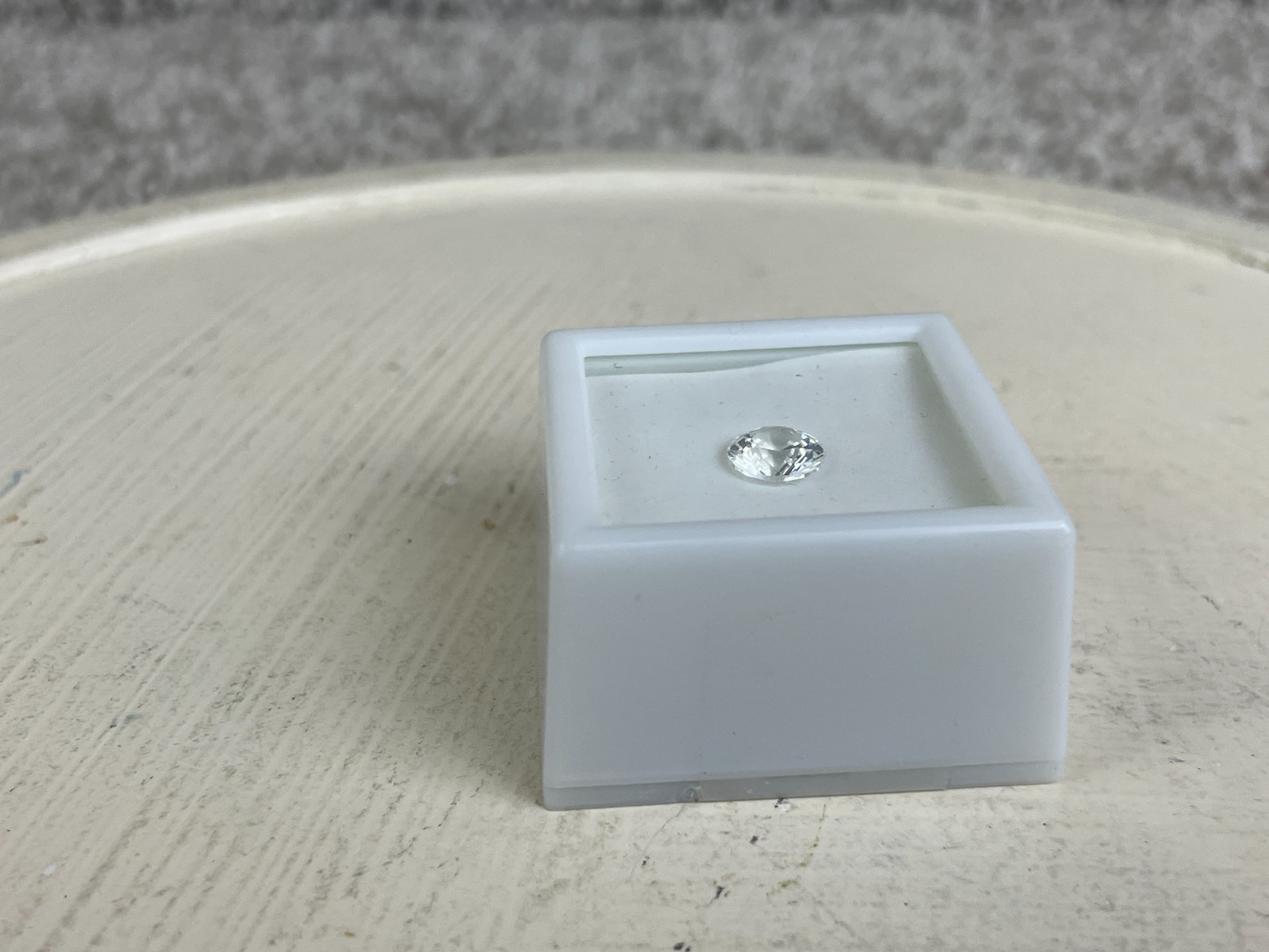 2.50 Carat 8MM Round Diamond White YAG Yttrium Aluminum Garnet Faceted Gemstone