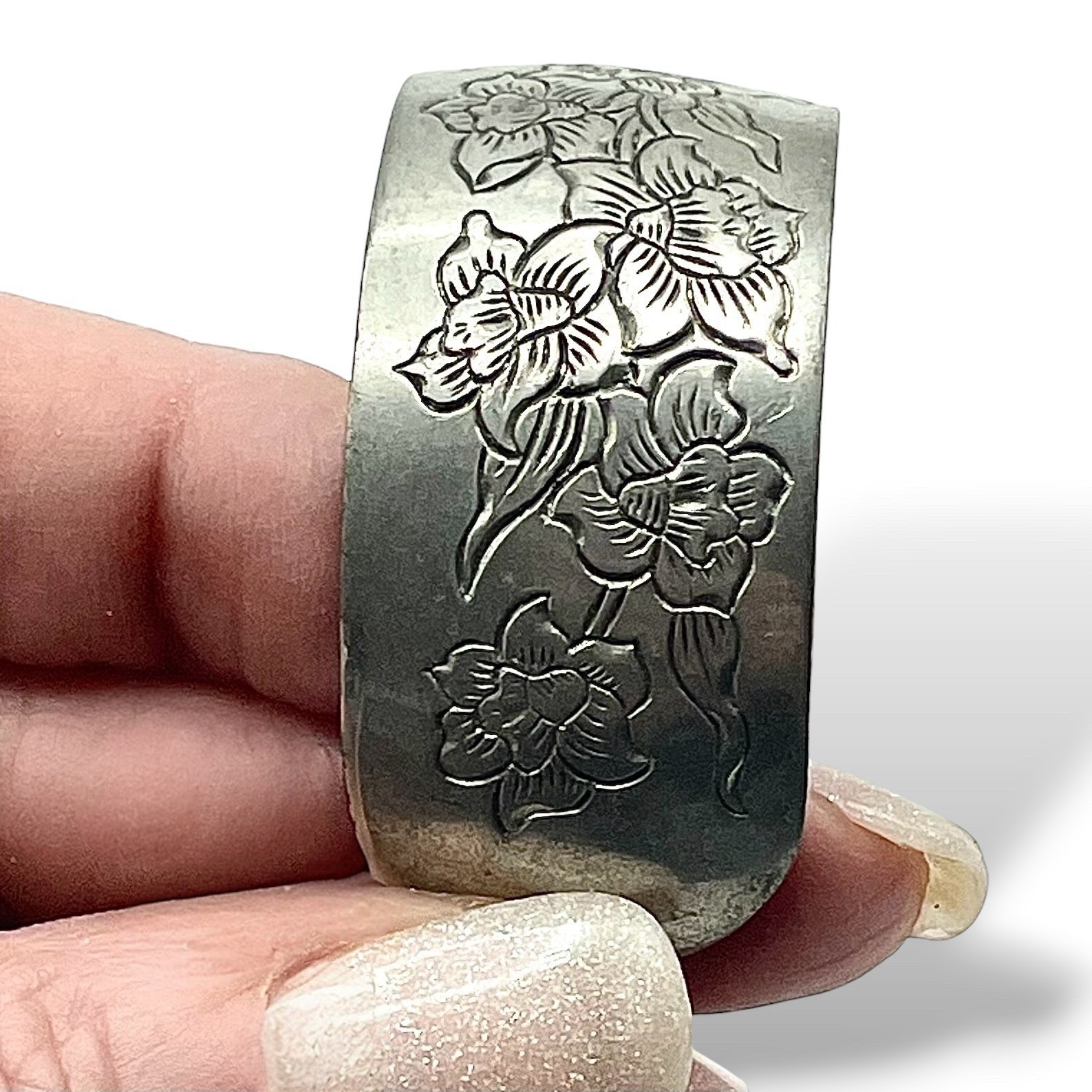 Vintage Signed Kirk Jonquil Solid Pewter CUFF Bracelet Bolivia EUC