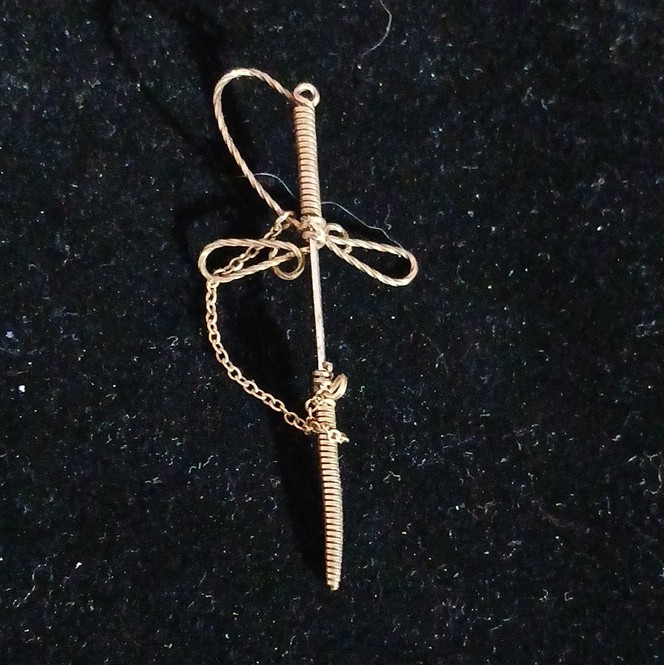 Men’s Gold Metal Tie Pin Stick Pin Tie Tack with Safety Chain