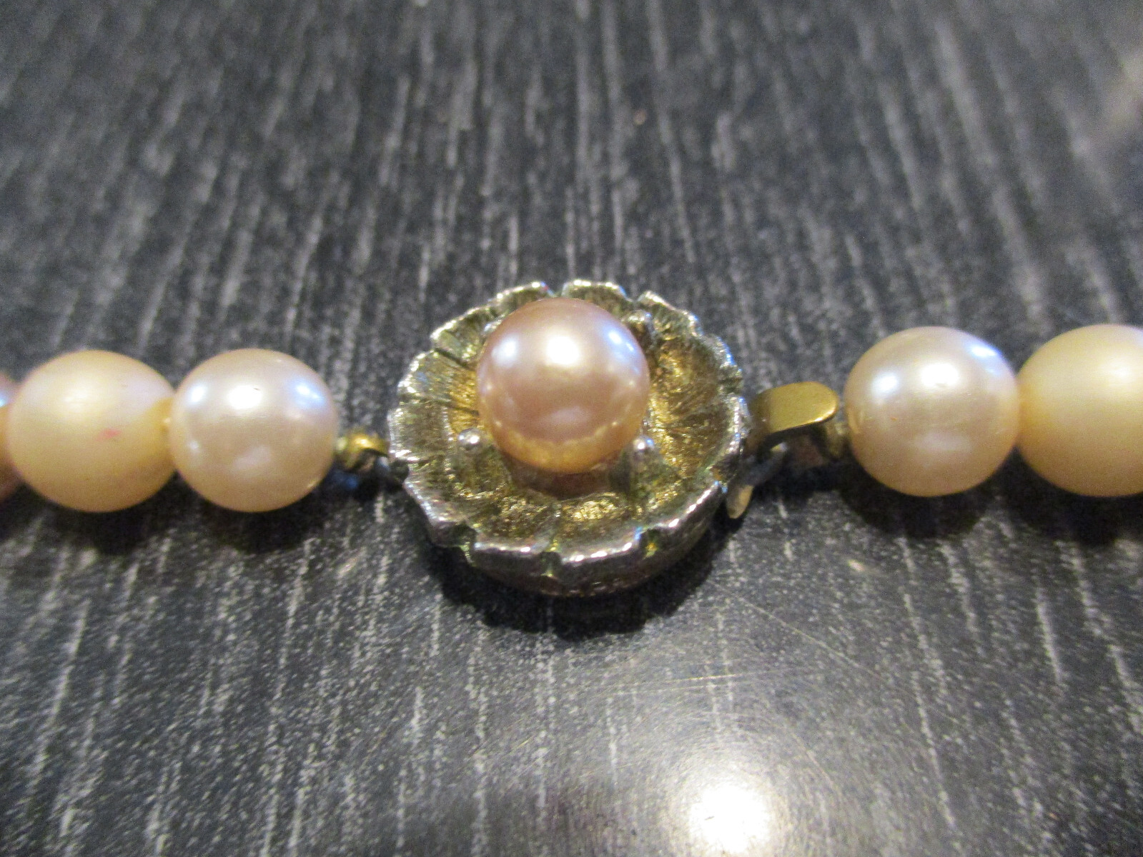 Vintage Retro Faux Pearl Bead 5-1/2″ Drop Dangle Tassel Pendant 17″ Necklace