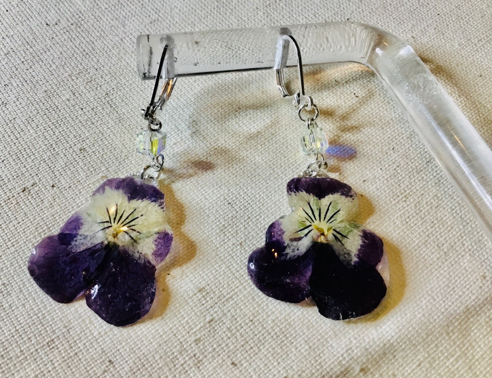 Violet Whispers – Botanical Viola Flower Jewelry Set | Handmade Bracelet