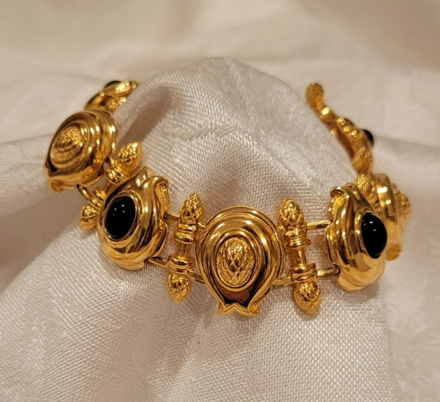 VTG Fendi Gold Link & Blk Cabochon Logo Bracelet 1980’s MINT