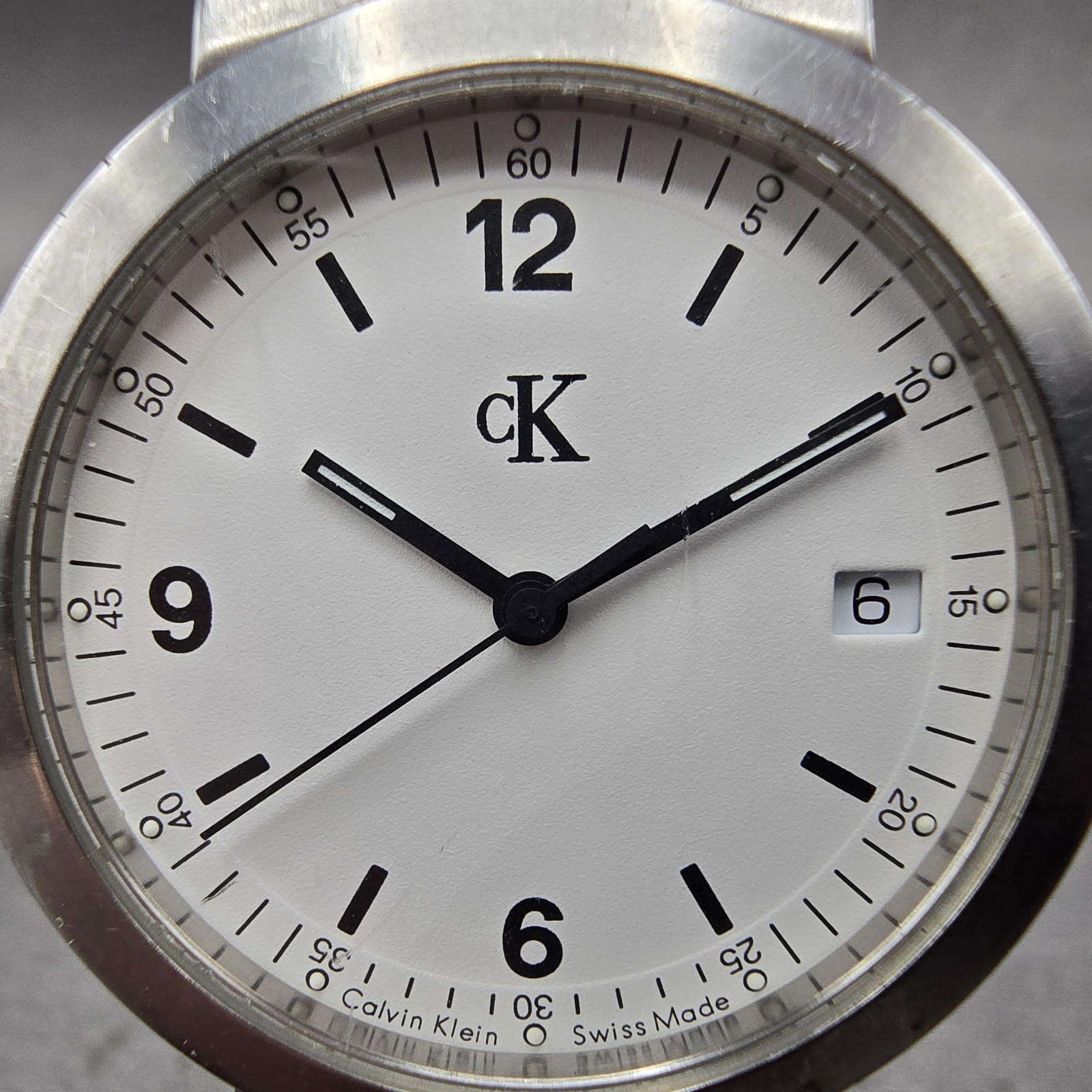 Calvin Klein Watch Men 34mm White Dial Silver Tone Date Round K2111 PARTS