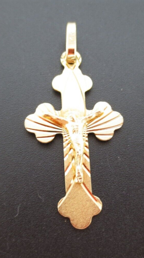 14K YG CROSS PENDANT 20.30 MM X 44.31 MM 3.17 grams (AI-1903)