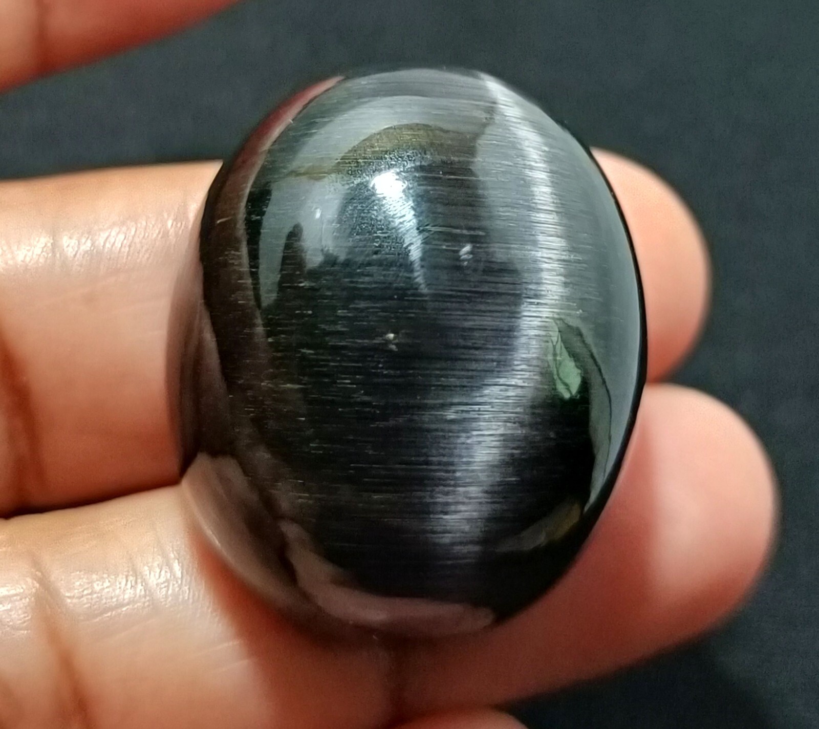 Chrysoberyl 103.50 Ct Natural Black Cats Eye Oval Cut Loose Certified Gemstone