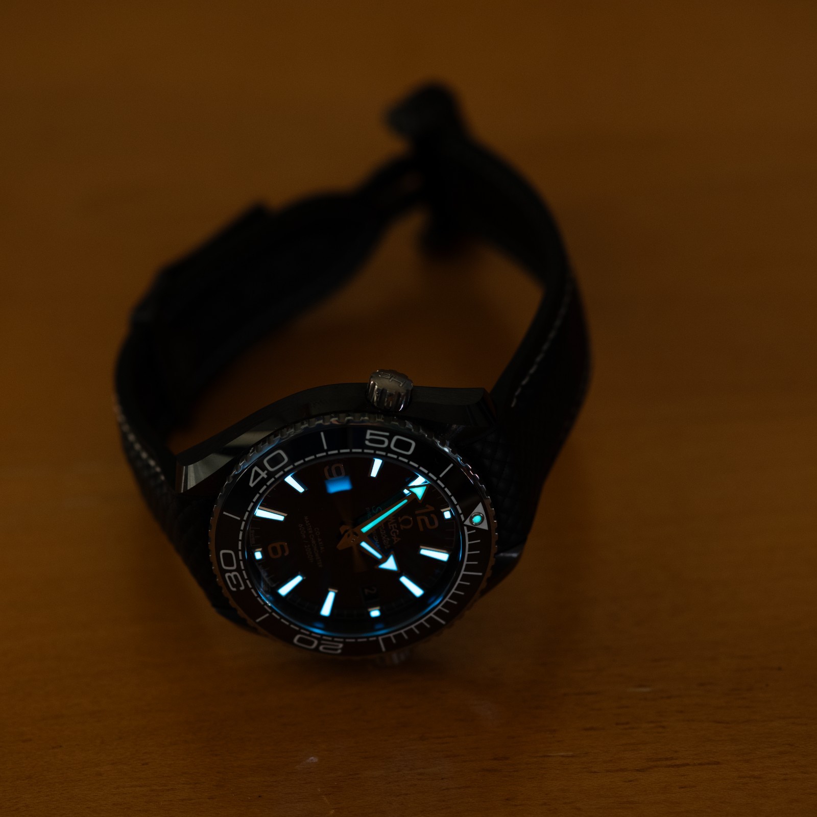 OMEGA Seamaster Planet Ocean 600M 215.92.40.20.01.001 Black Ceramic 39.5mm