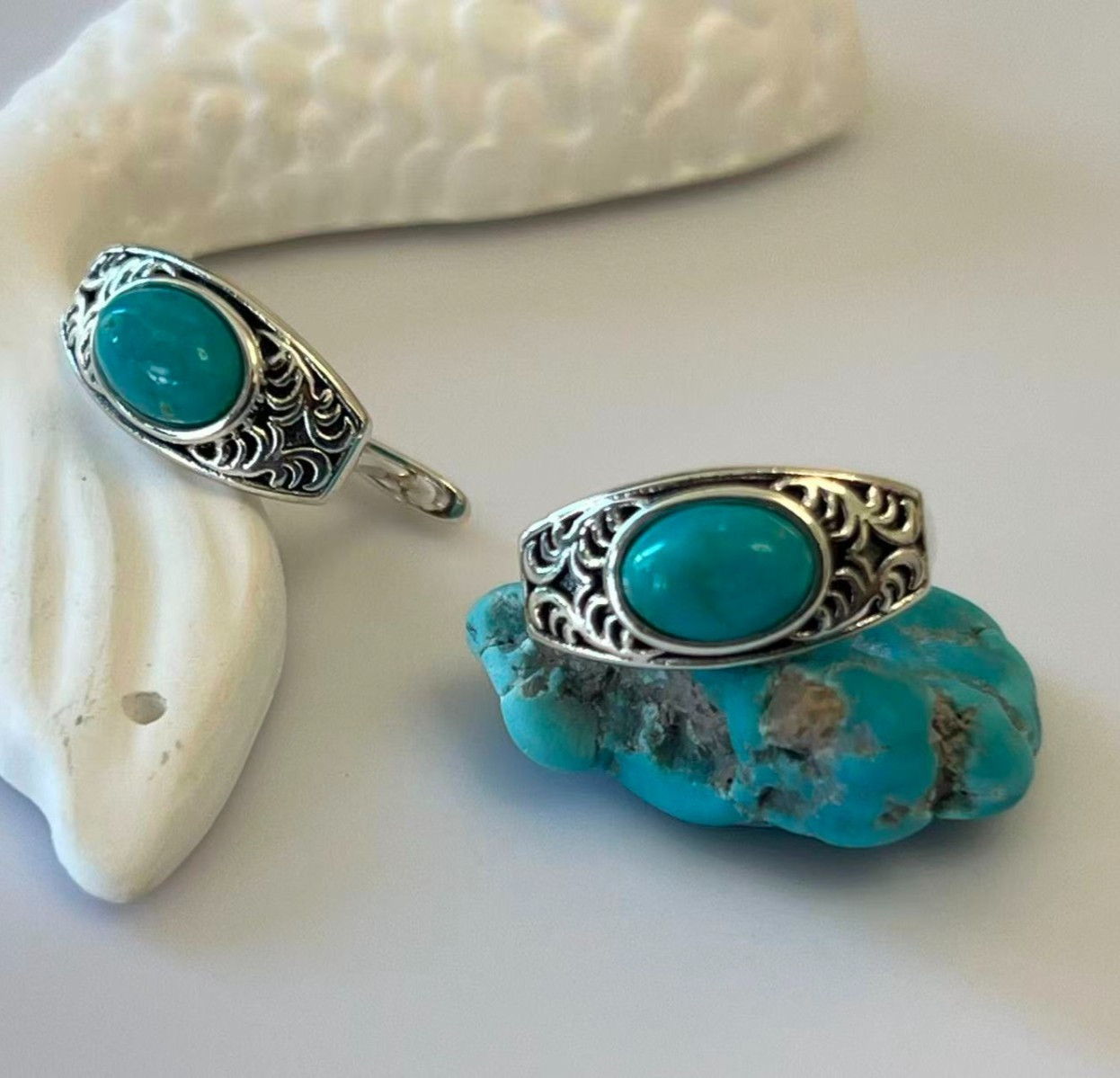 Native Oval 5x7mm Turquoise English Lock Stud 3/4”Earrings 925 Solid Silver