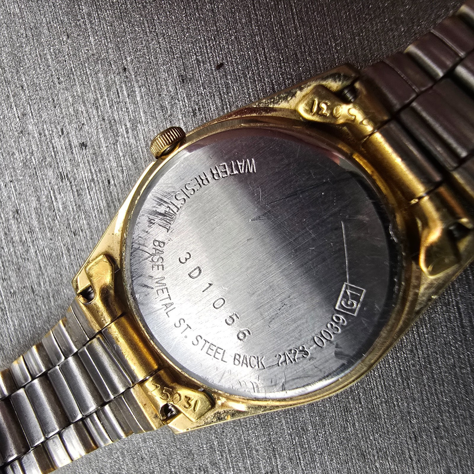 Seiko SQ Watch Women 24mm Gold Dial Gold Tone Daydate Round 2A23-0039 New Batt