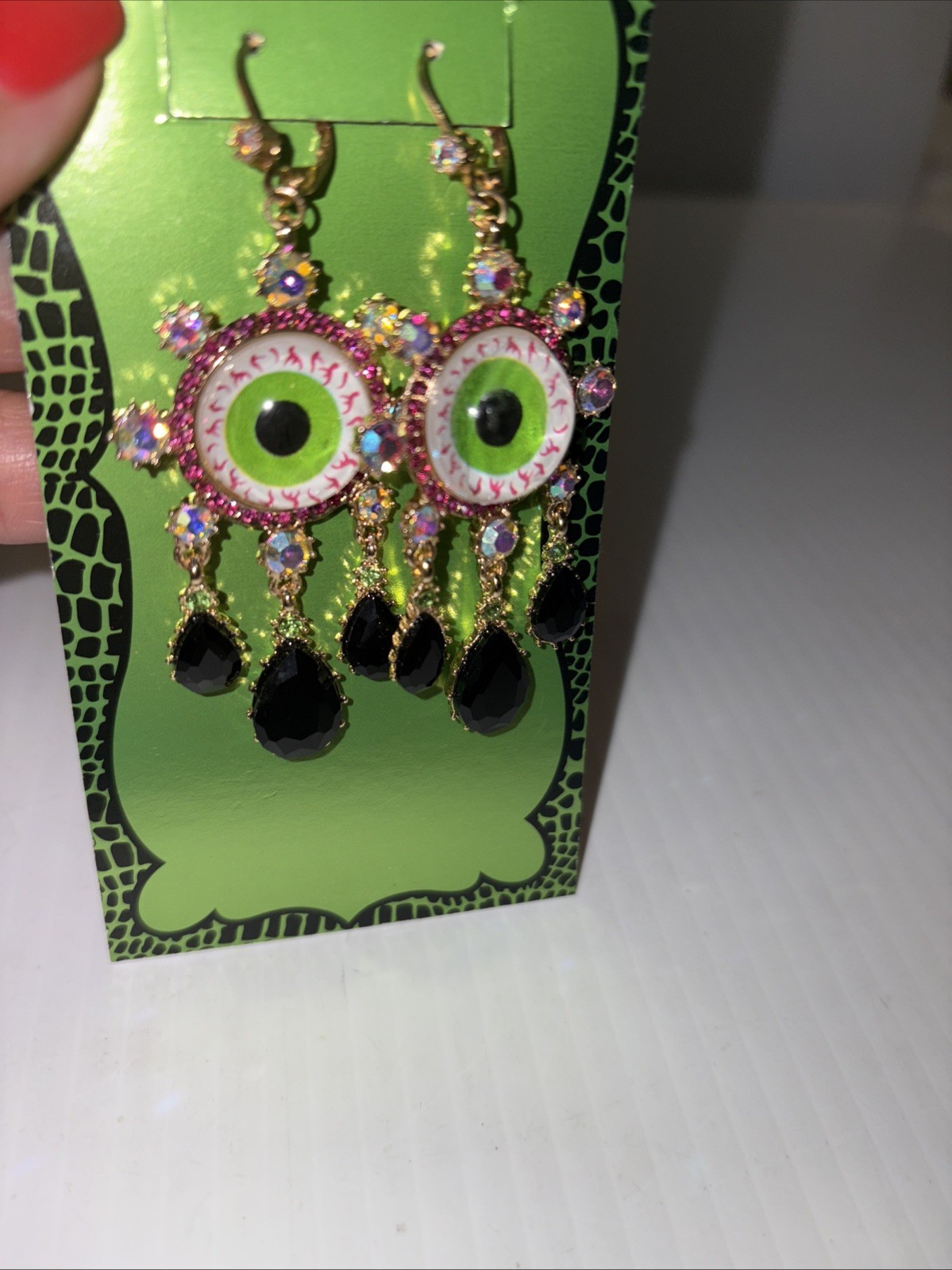 BETSEY JOHNSON DANGLE DROP EYEBALLS EARRINGS W BLACK CRYSTAL TEARS MULTI COLOR