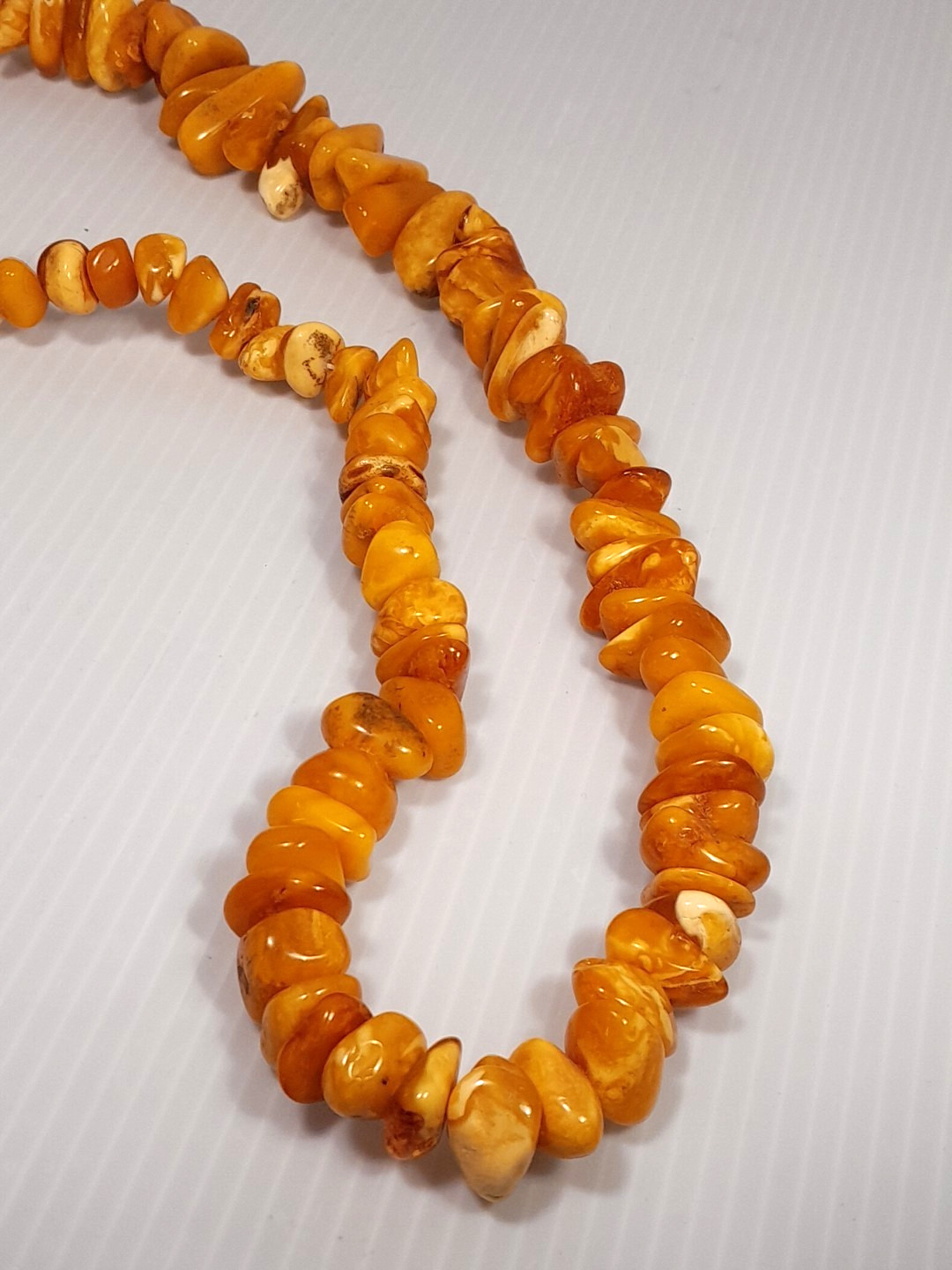 Vintage Natural Butterscotch Egg Yolk Baltic Amber Bead Necklace 34” 114 G