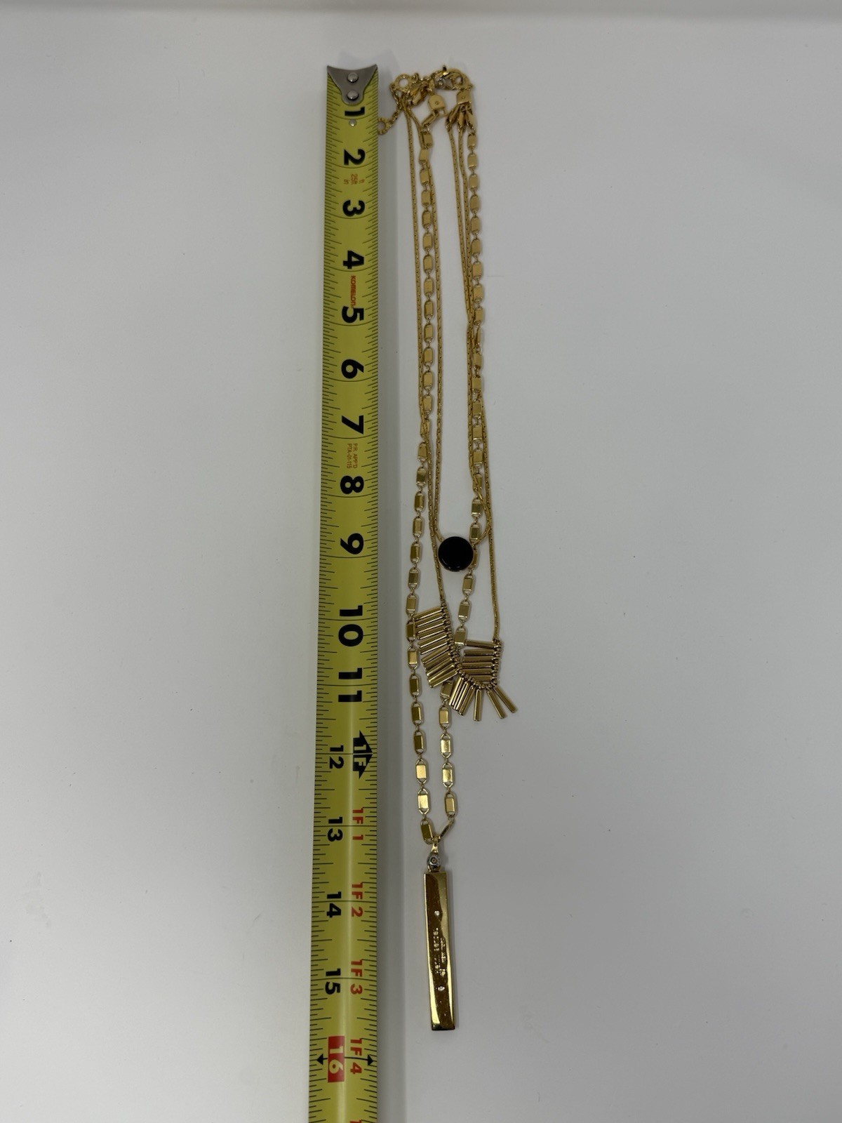 Henri Bendel triple layered look necklace gold tone chain-dressy
