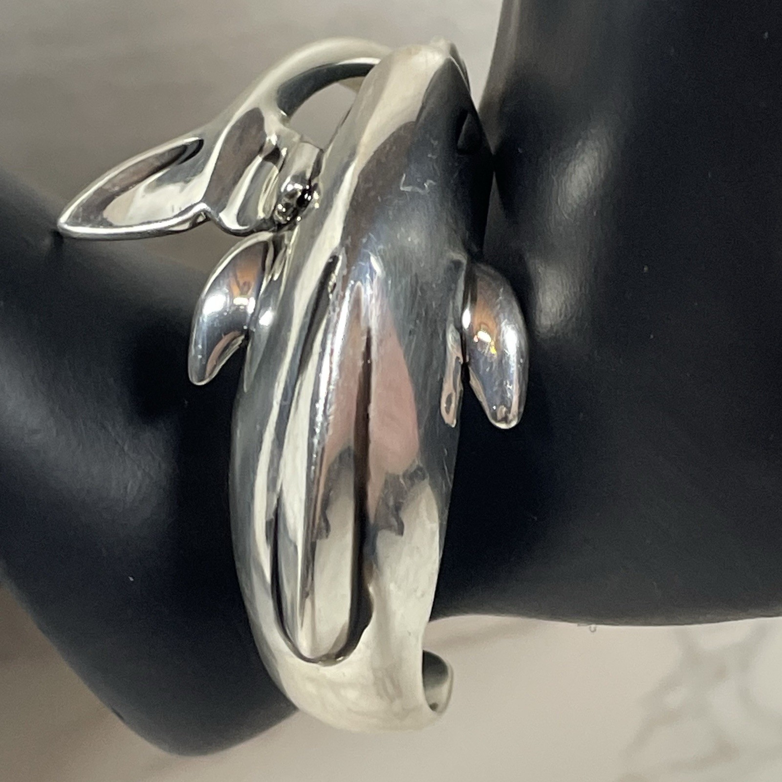 Vintage Best Jewelry Dolphin Wrap Cuff Bracelet High Polish Silvertone Statement