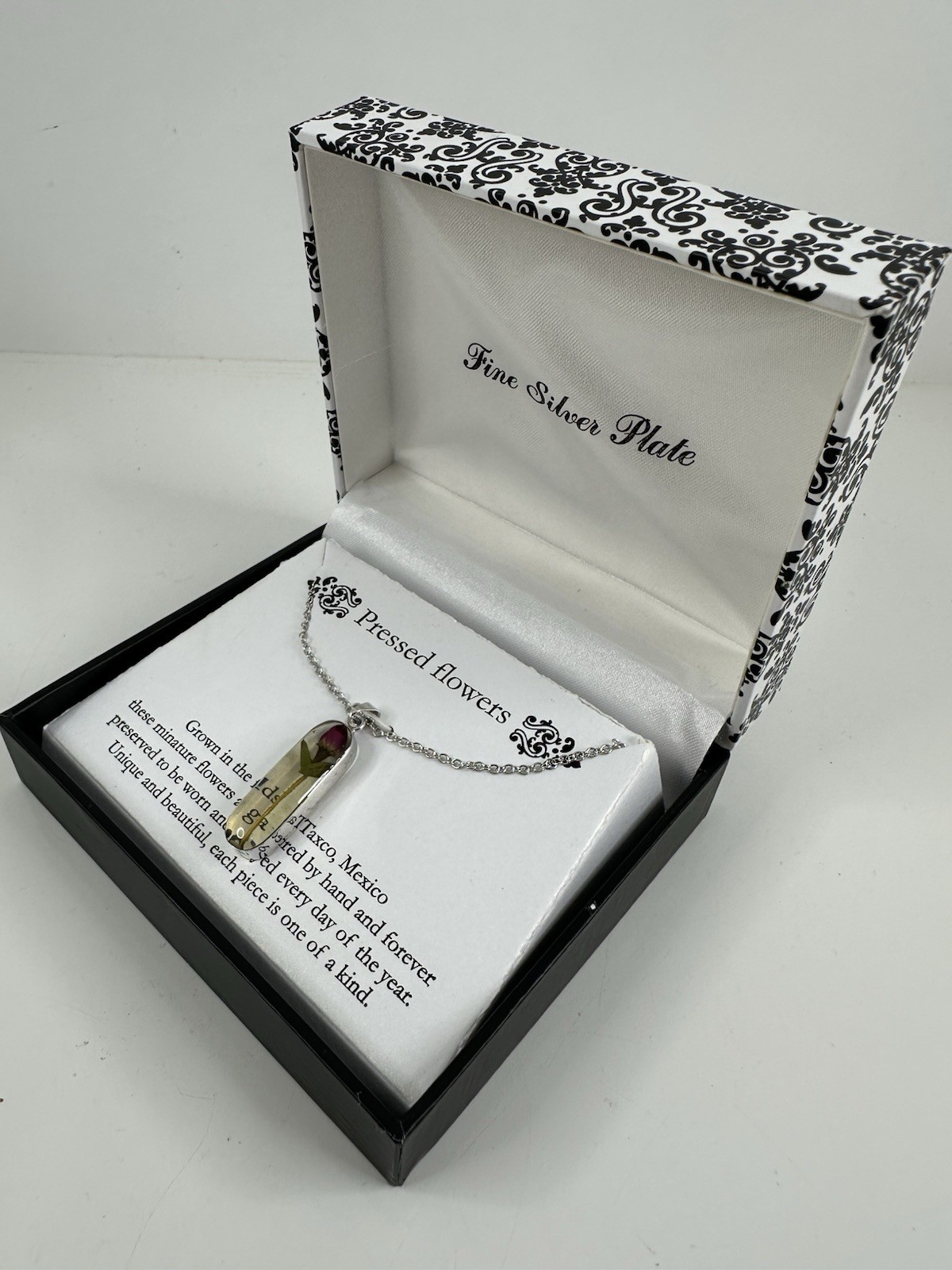 ATI Pressed Flower Necklace Silver Plated Pendant Mexico BBP2359 NEW w/ Package