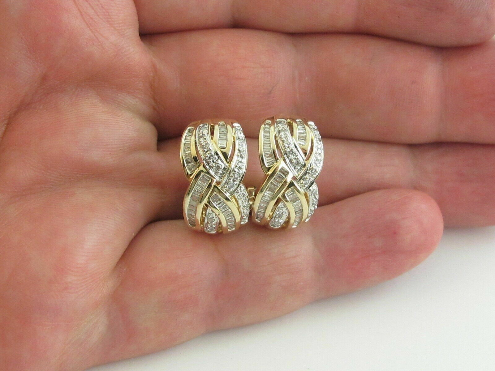 1.25CT Round & Baguette Cut Simulated Diamond 14K Yellow Gold Finish Women’s