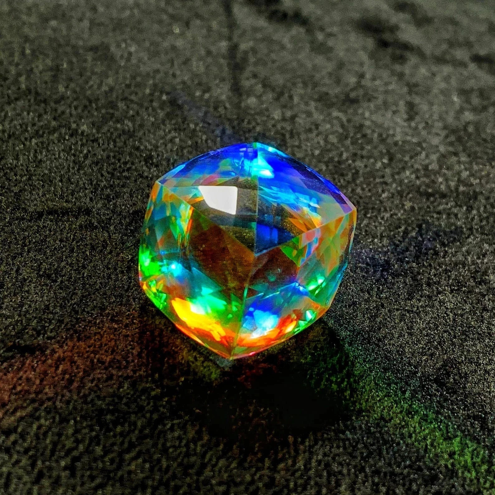 Natural Rainbow Brazilian Mystic Quartz 53.5 Ct Cube CUT FLAWLESS GEMSTONE