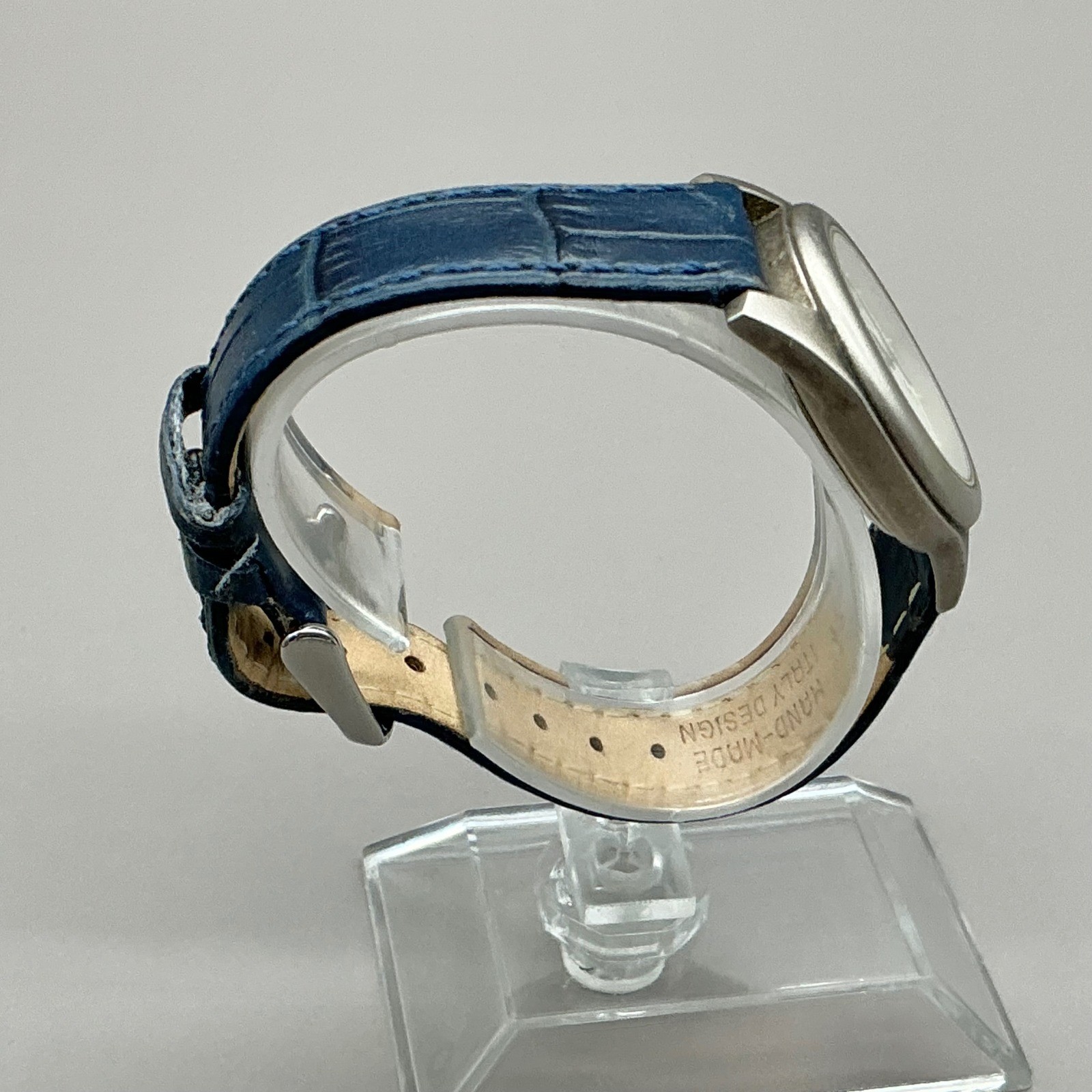 Wenger Watch Womens Silver Tone Blue Leather Band Military Style Date 8.25 In