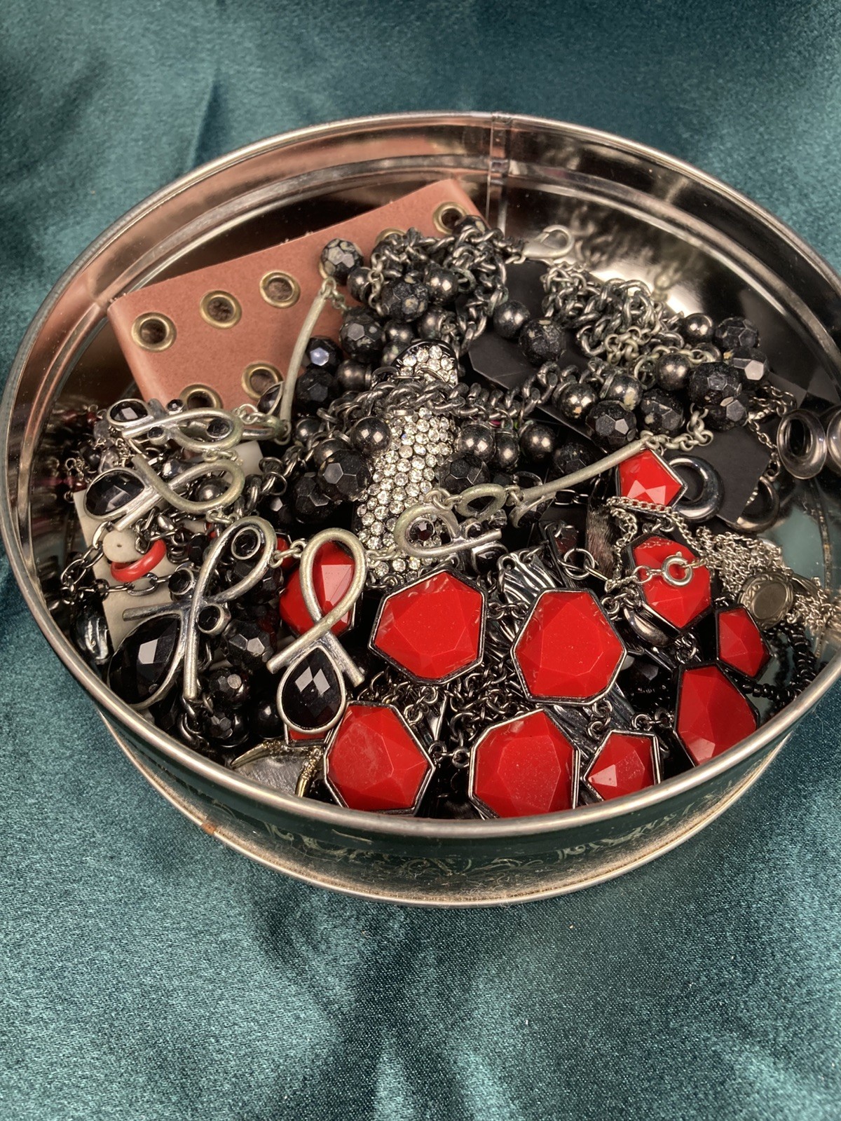 20 Lot Gothic Inspired Costume Jewelry Romance Goth Earring Emo Box Included