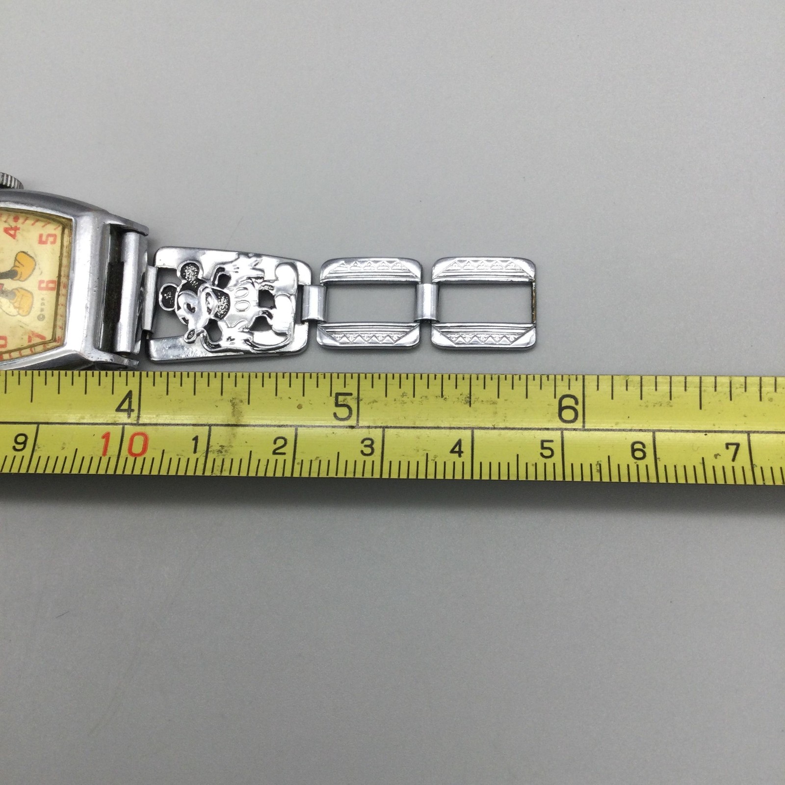 Vintage 1940s US Time Ingersoll Mickey Mouse Manual Wind 26mm Watch 5.75″
