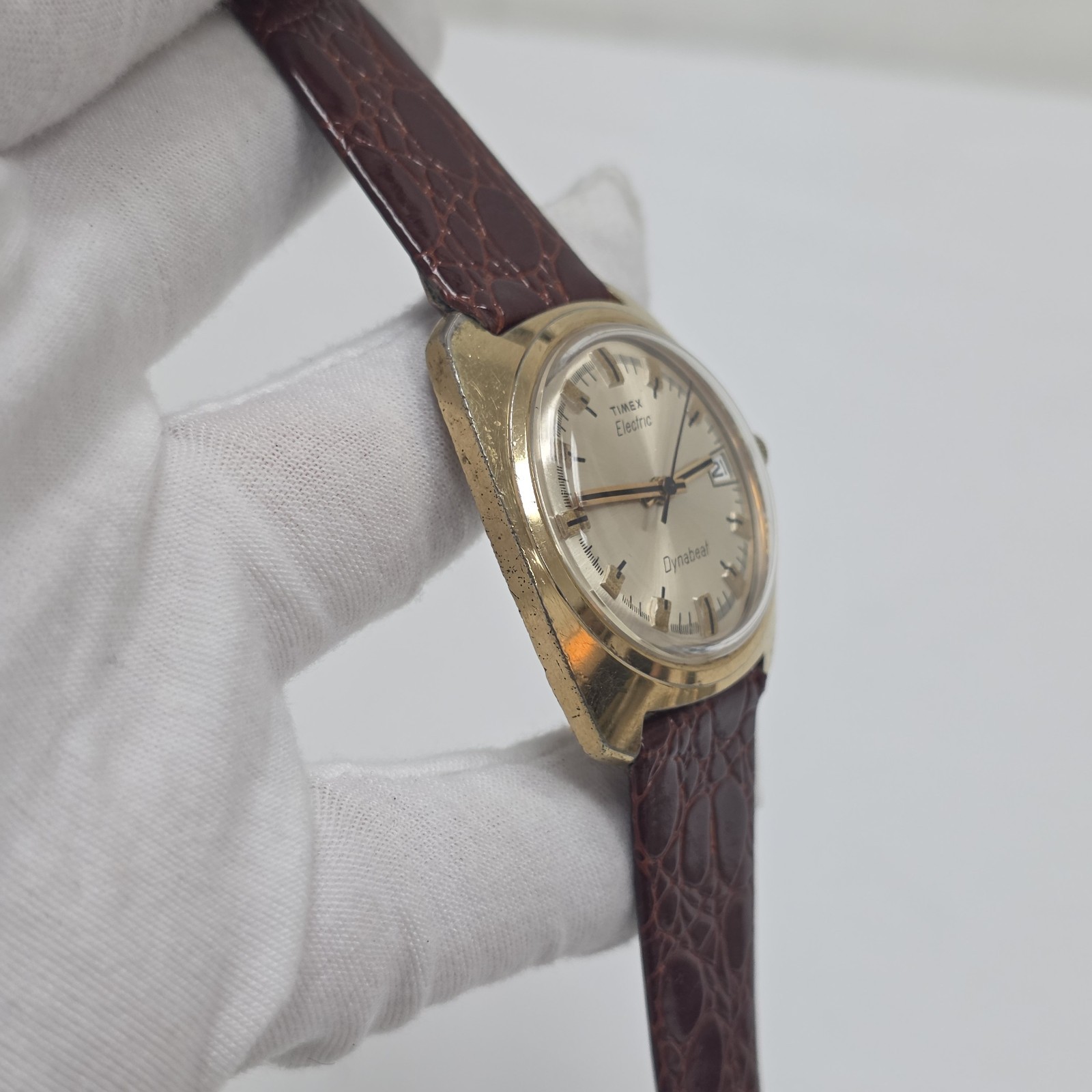 Vintage Timex Electric Mens Watch 35mm Dynabeat Date Gold Tone New Battery