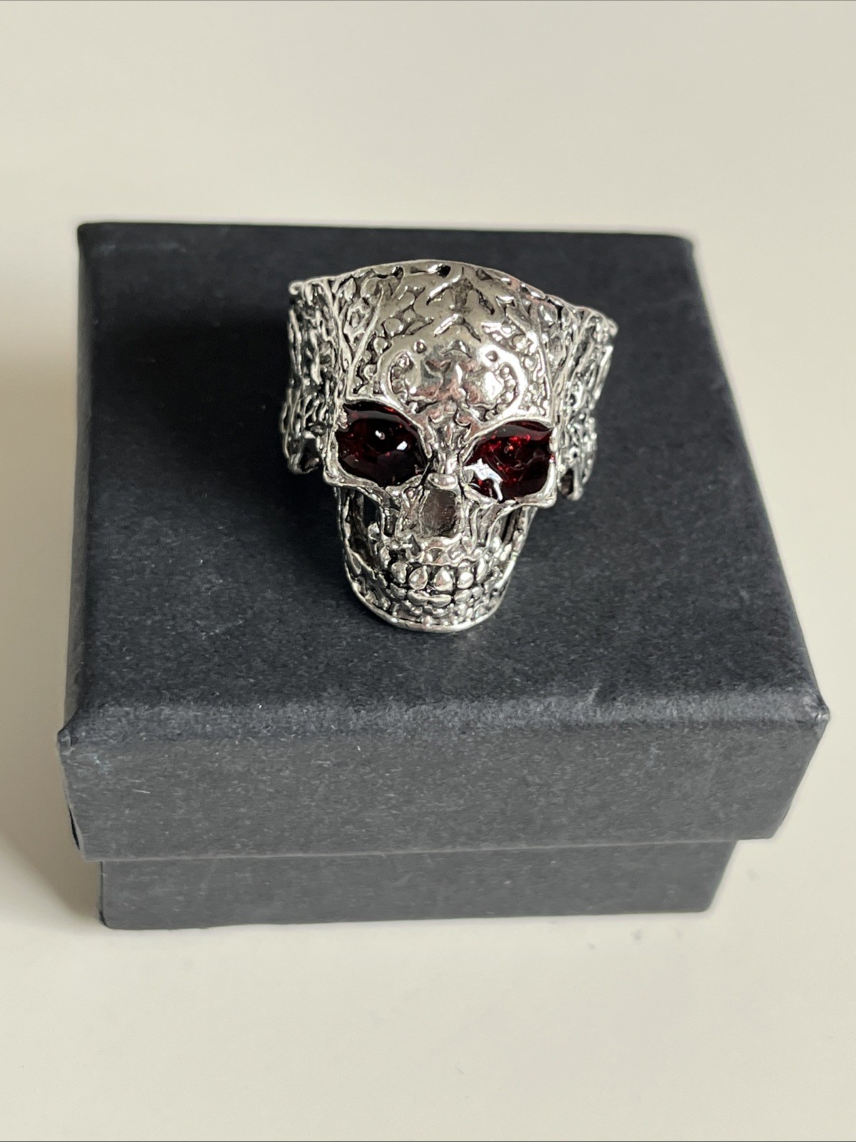 3 Gothic Rings The English Lion, A Red Eyed Skull And A Demon Adjustable